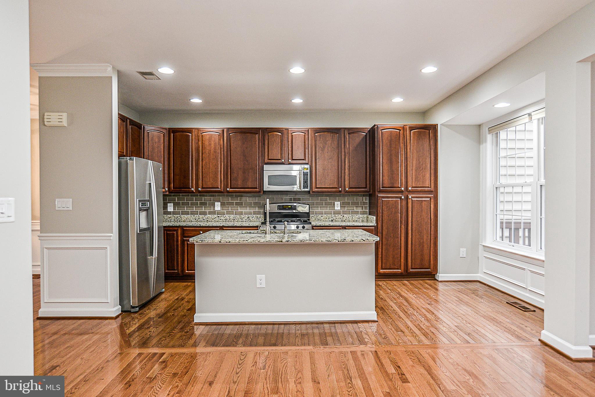 WILLOW OAKS AT FAIR LAKES - Residential Lease