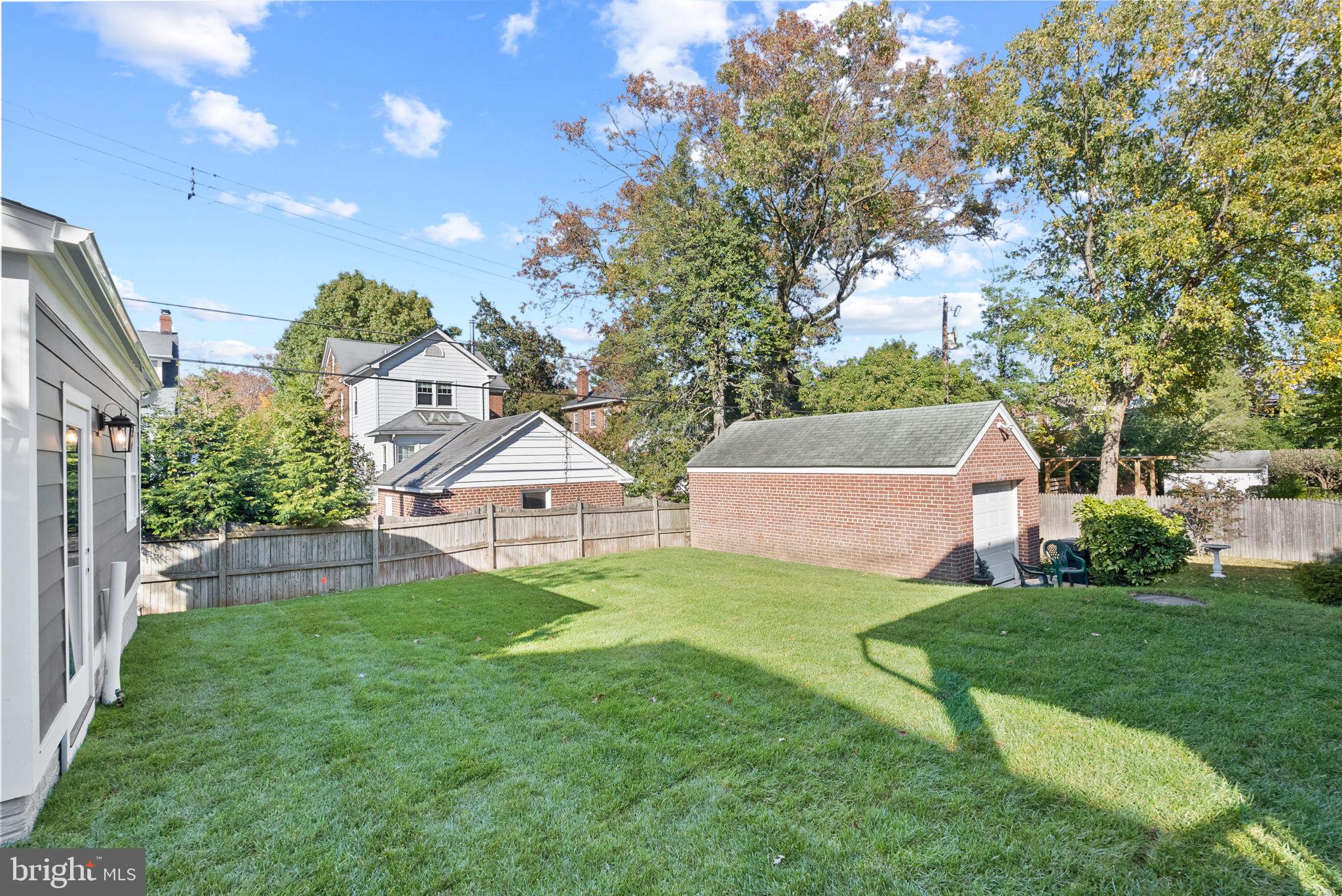 ROSEMONT - Residential