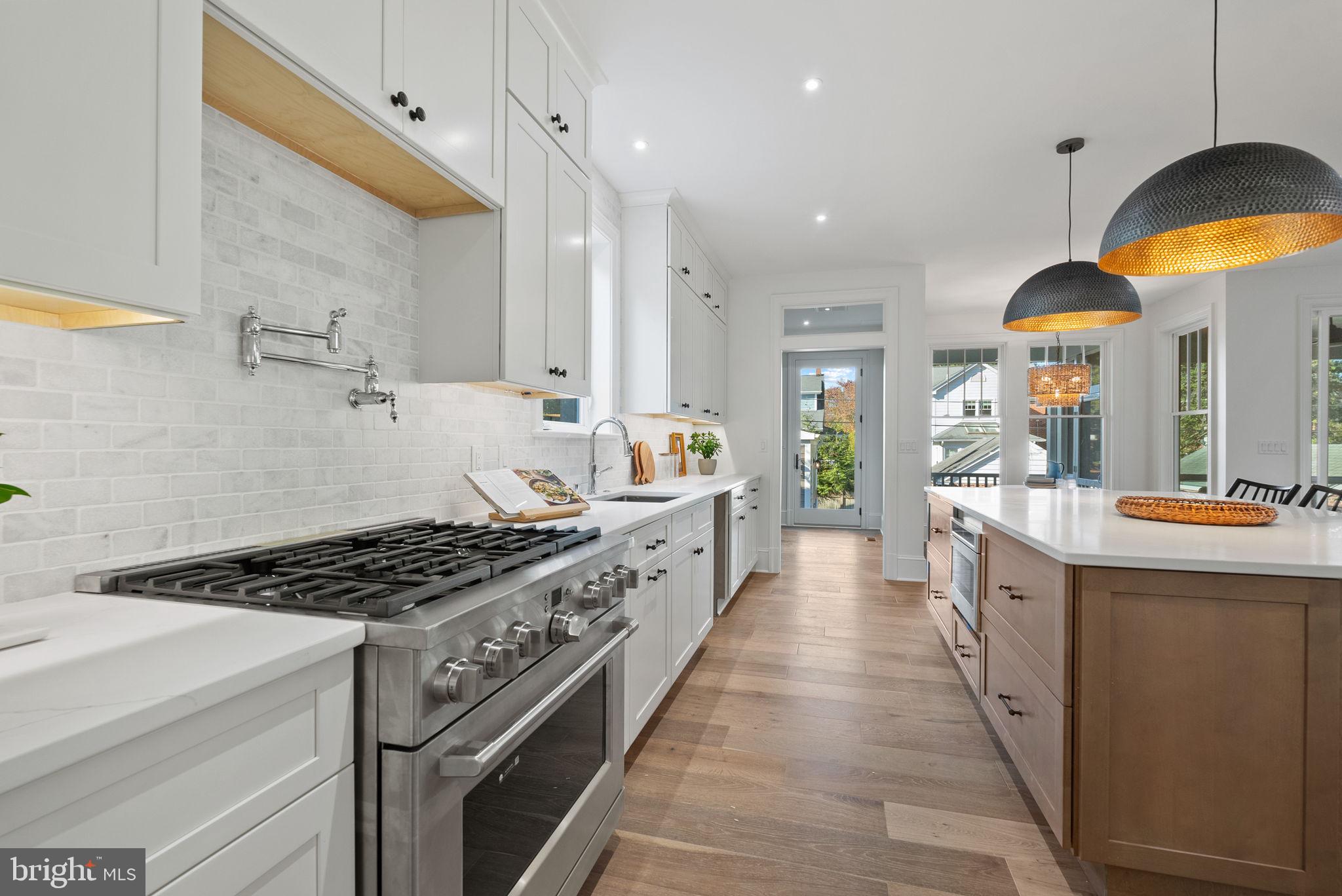 ROSEMONT - Residential