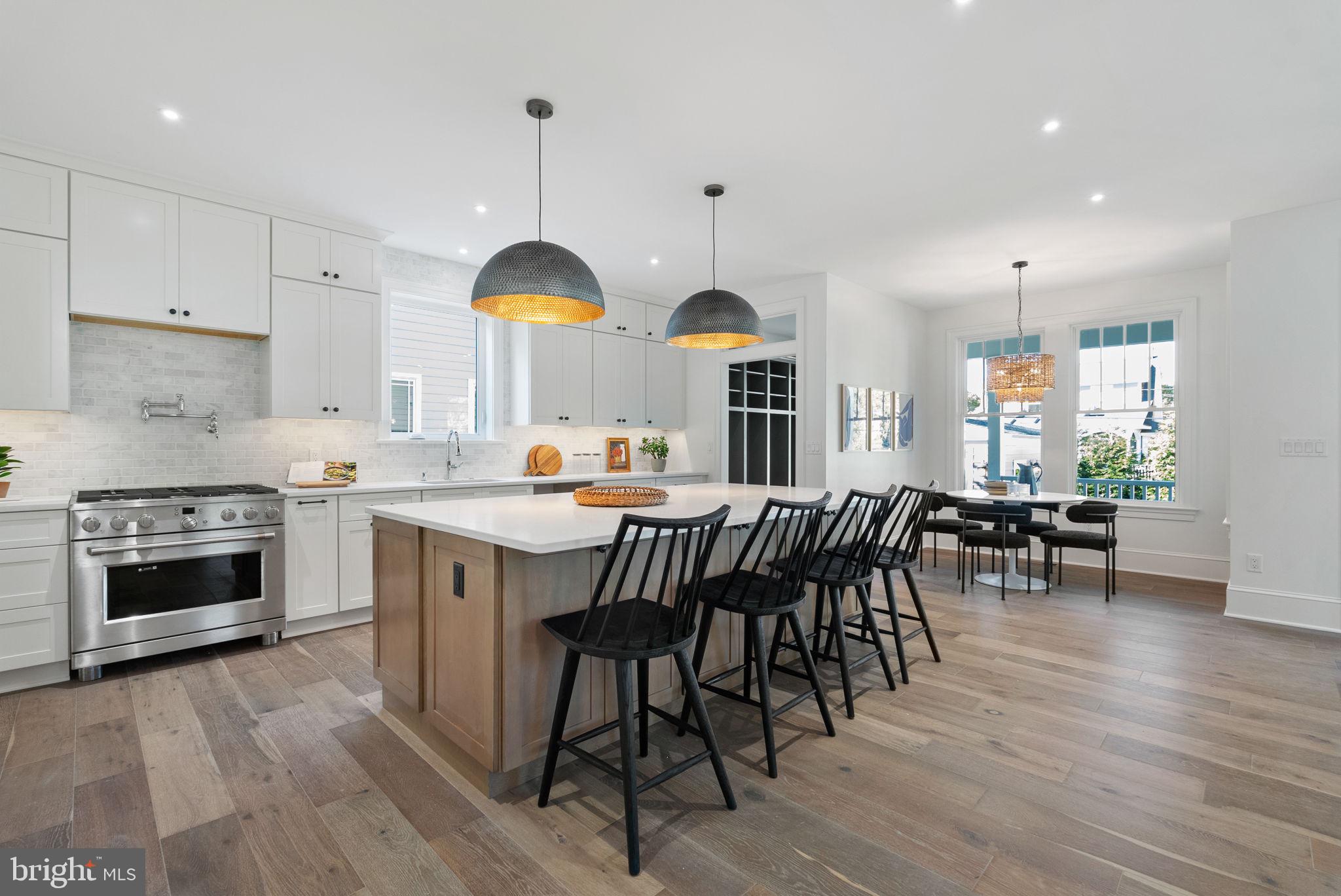 ROSEMONT - Residential