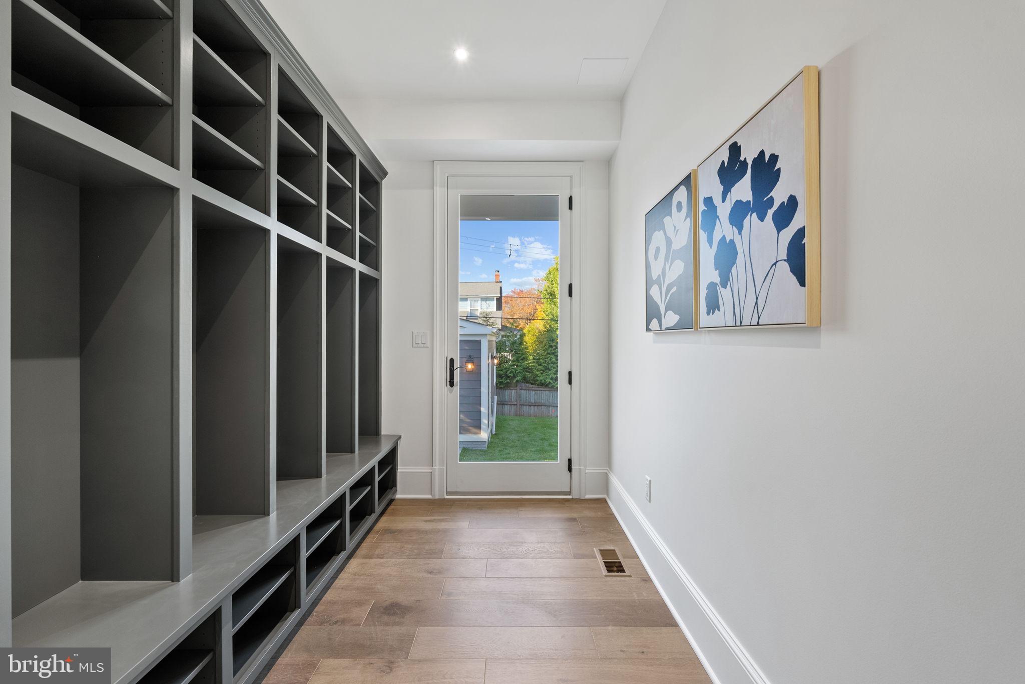 ROSEMONT - Residential