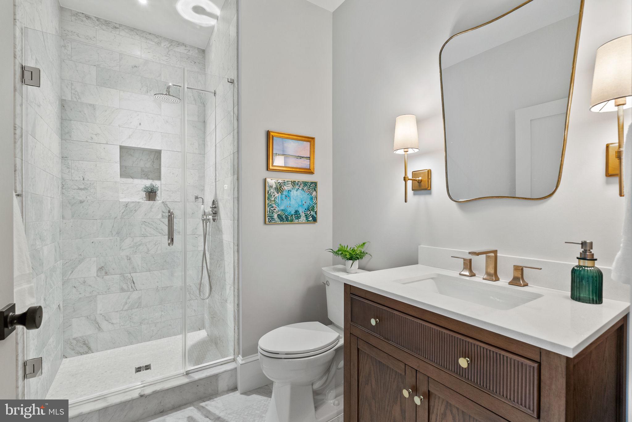 ROSEMONT - Residential