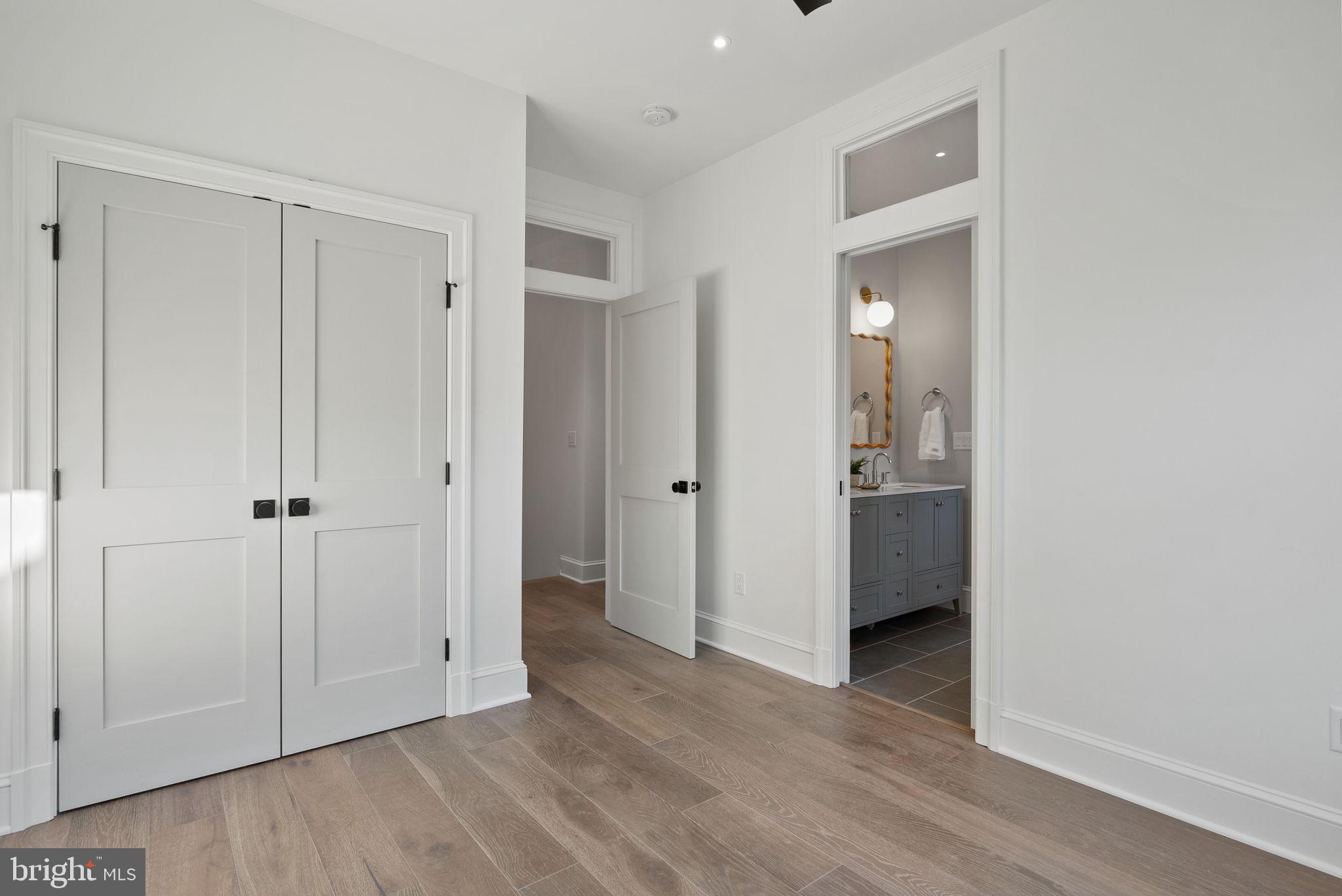 ROSEMONT - Residential