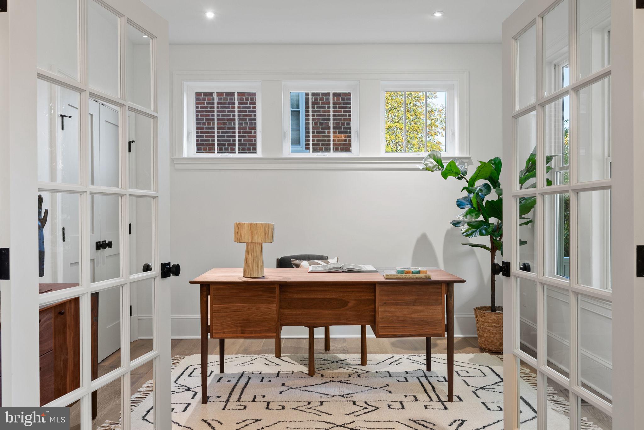 ROSEMONT - Residential