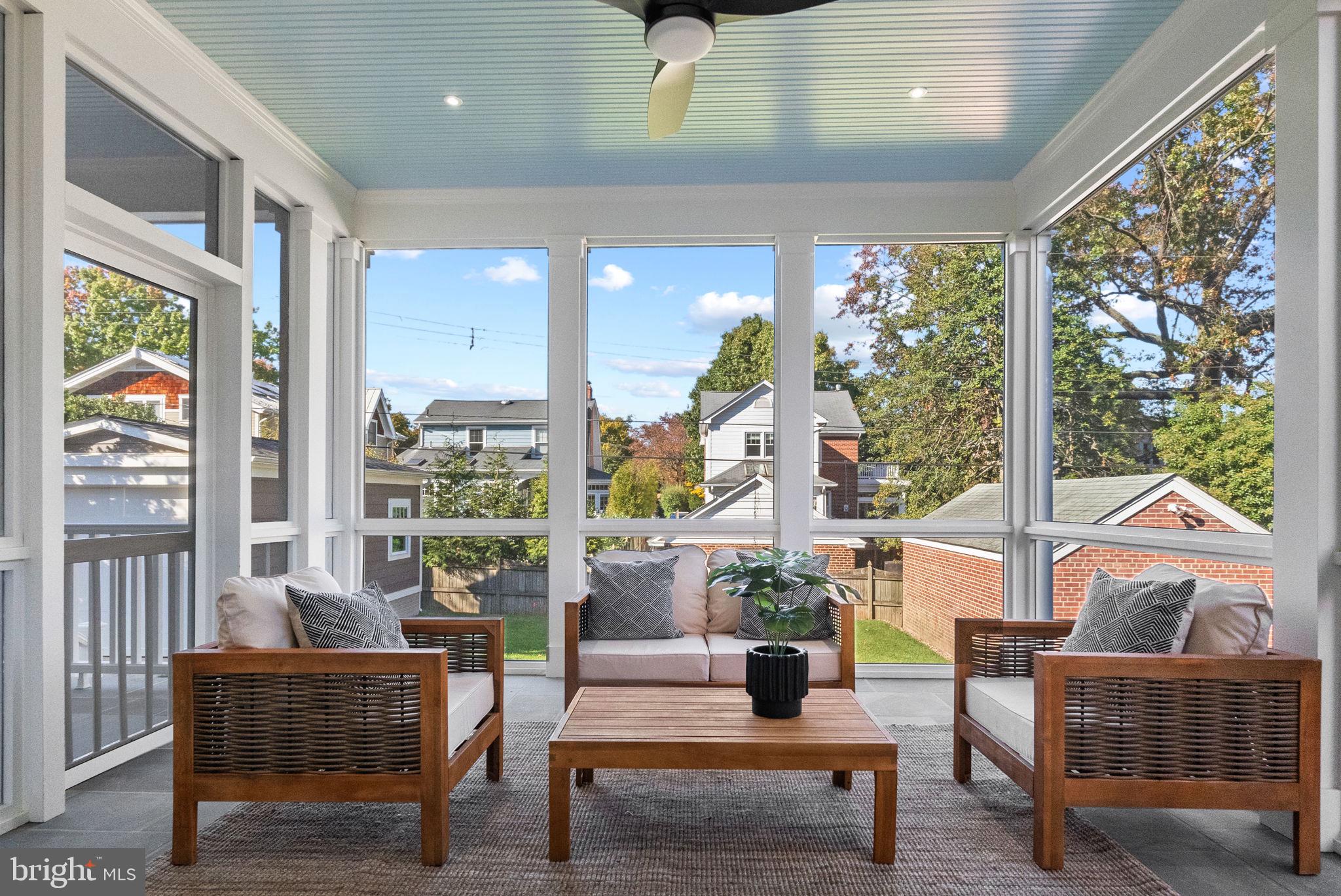 ROSEMONT - Residential