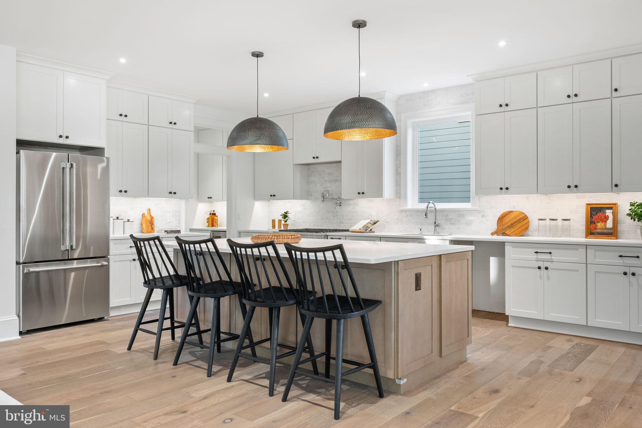 ROSEMONT - Residential