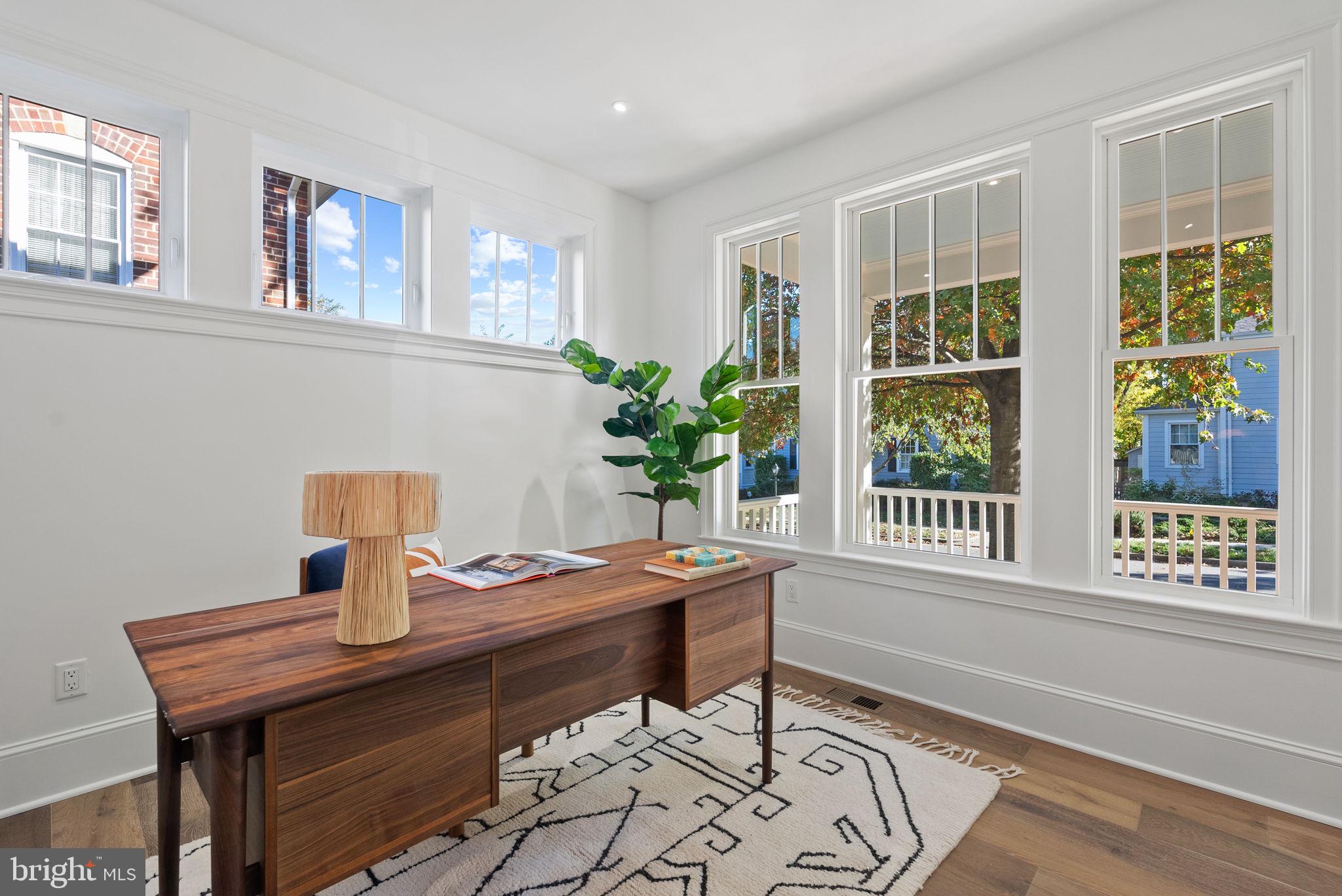 ROSEMONT - Residential