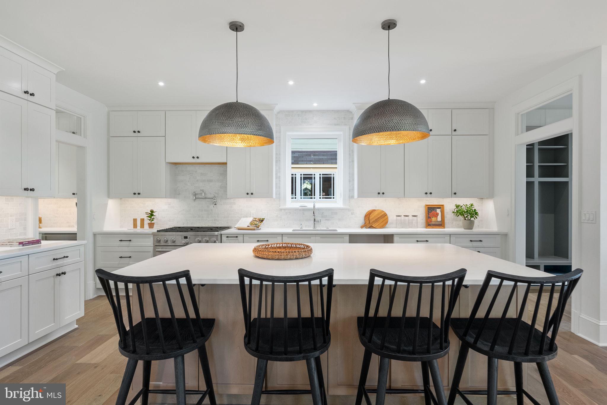 ROSEMONT - Residential