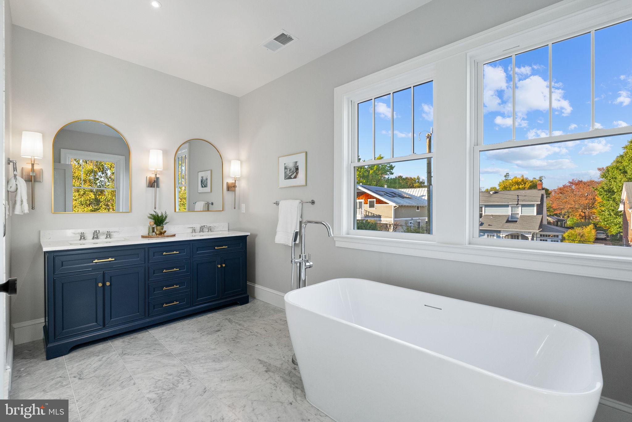 ROSEMONT - Residential