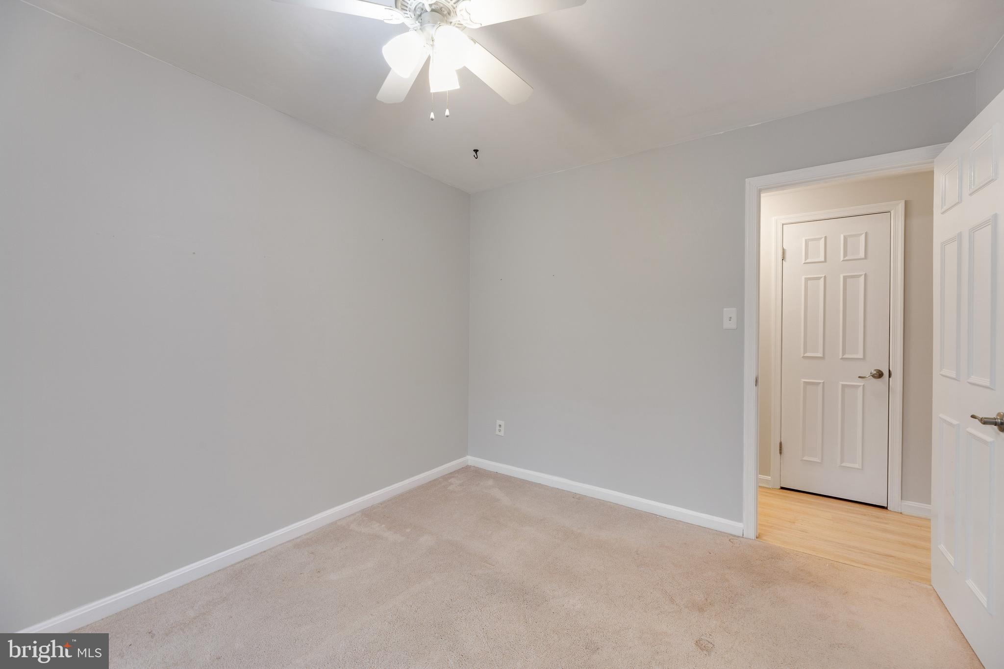 ESSEX HOUSE - Residential