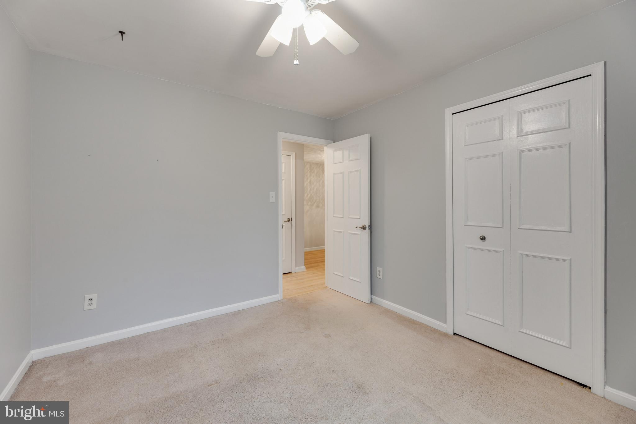 ESSEX HOUSE - Residential