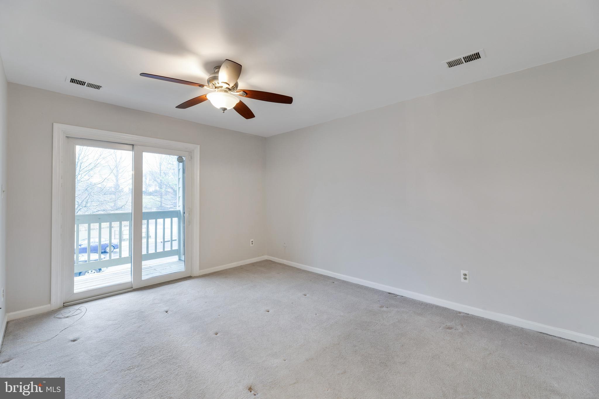 ESSEX HOUSE - Residential