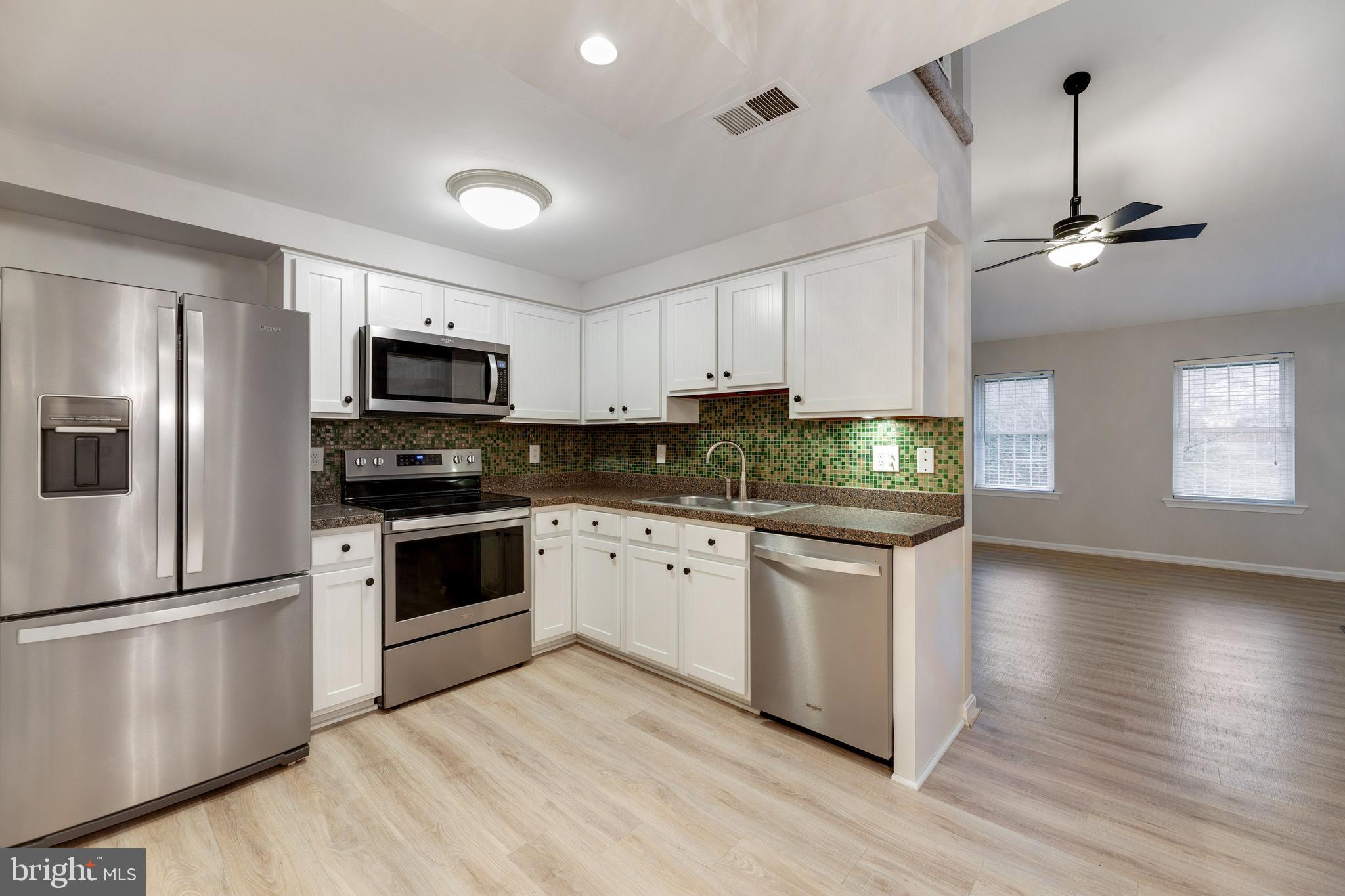 ESSEX HOUSE - Residential