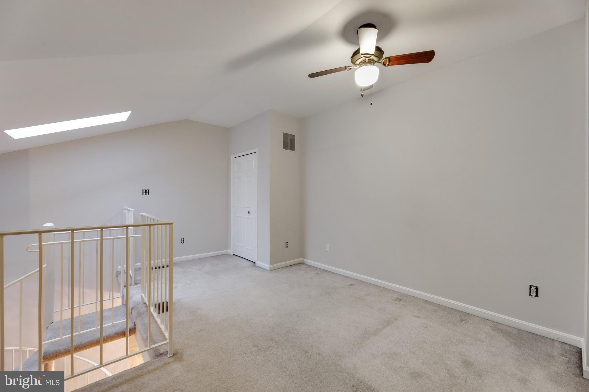 ESSEX HOUSE - Residential