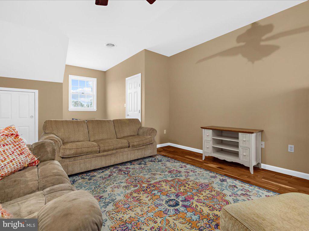 BRIDLE RIDGE - Residential