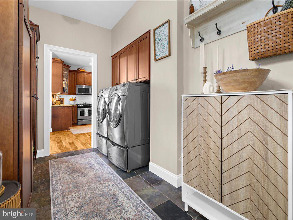 BRIDLE RIDGE - Residential