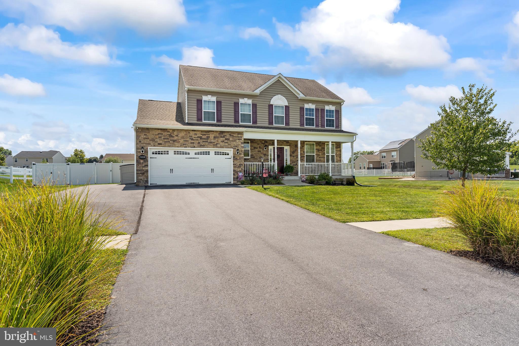 ELMWOOD FARM - Residential
