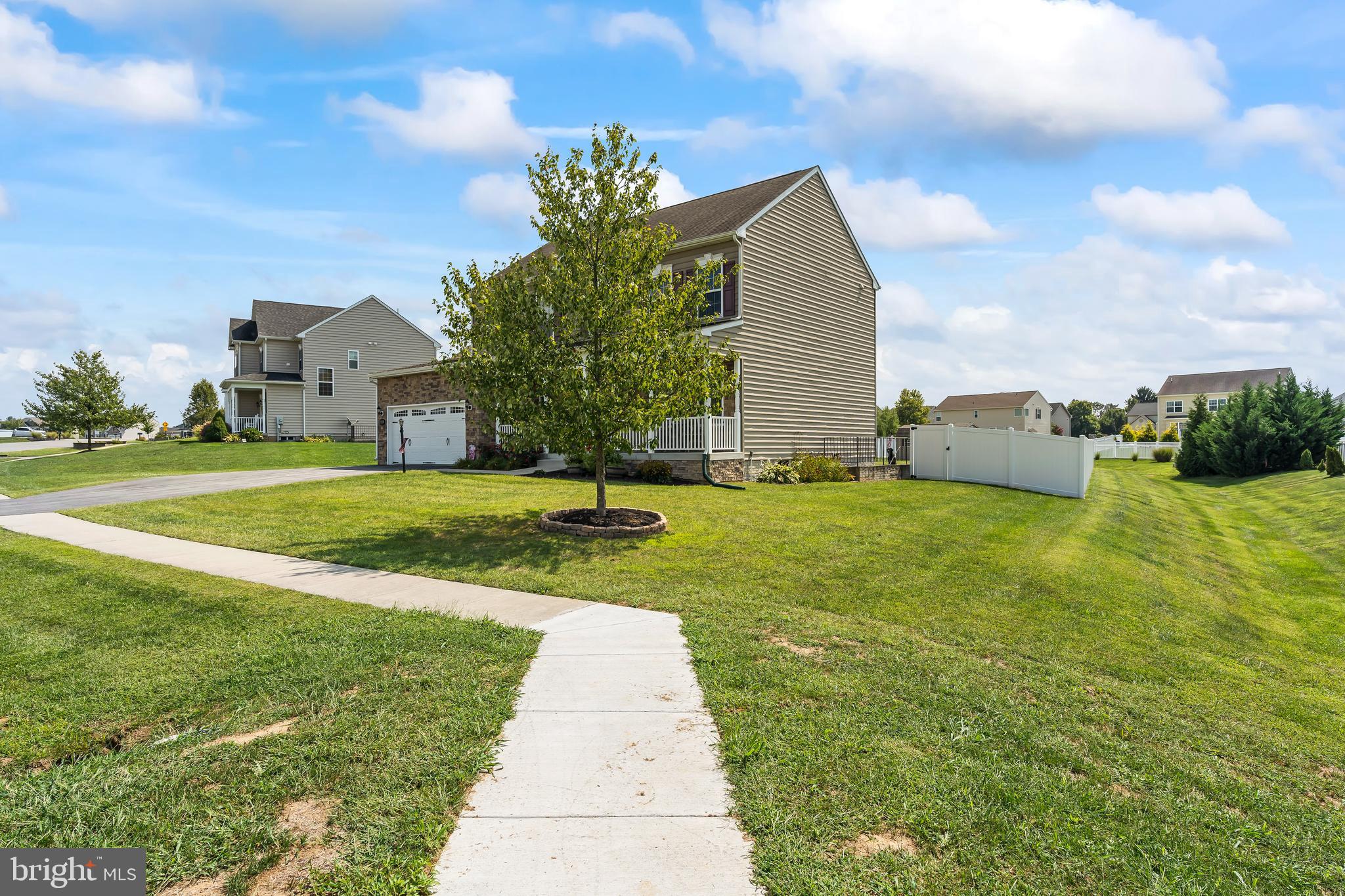 ELMWOOD FARM - Residential