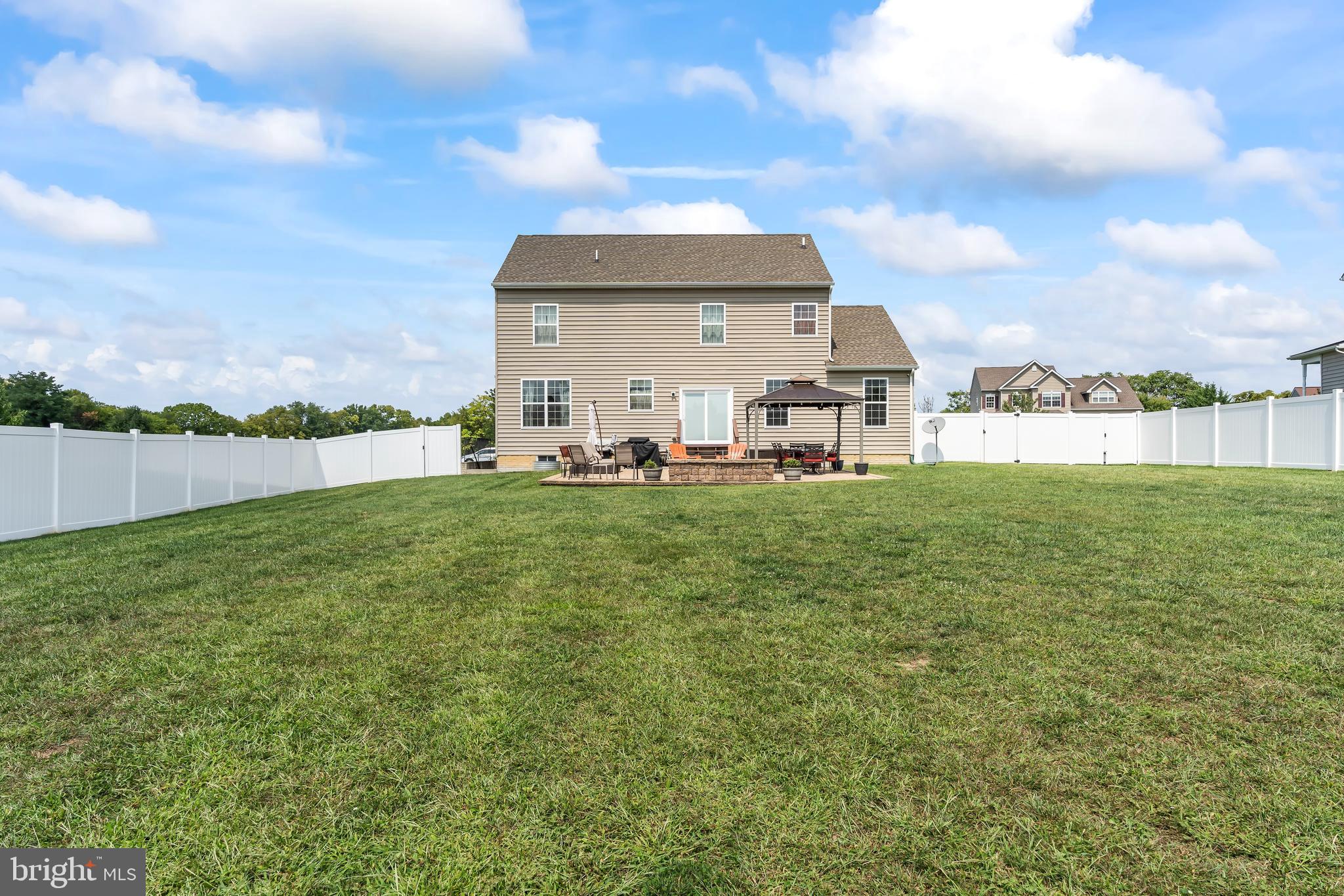 ELMWOOD FARM - Residential