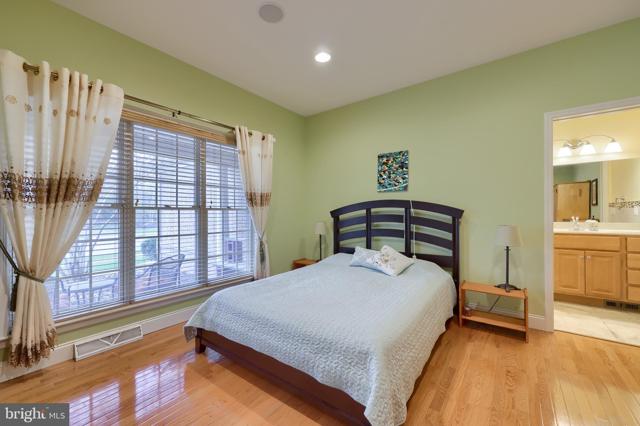 STONE CREEK - Residential