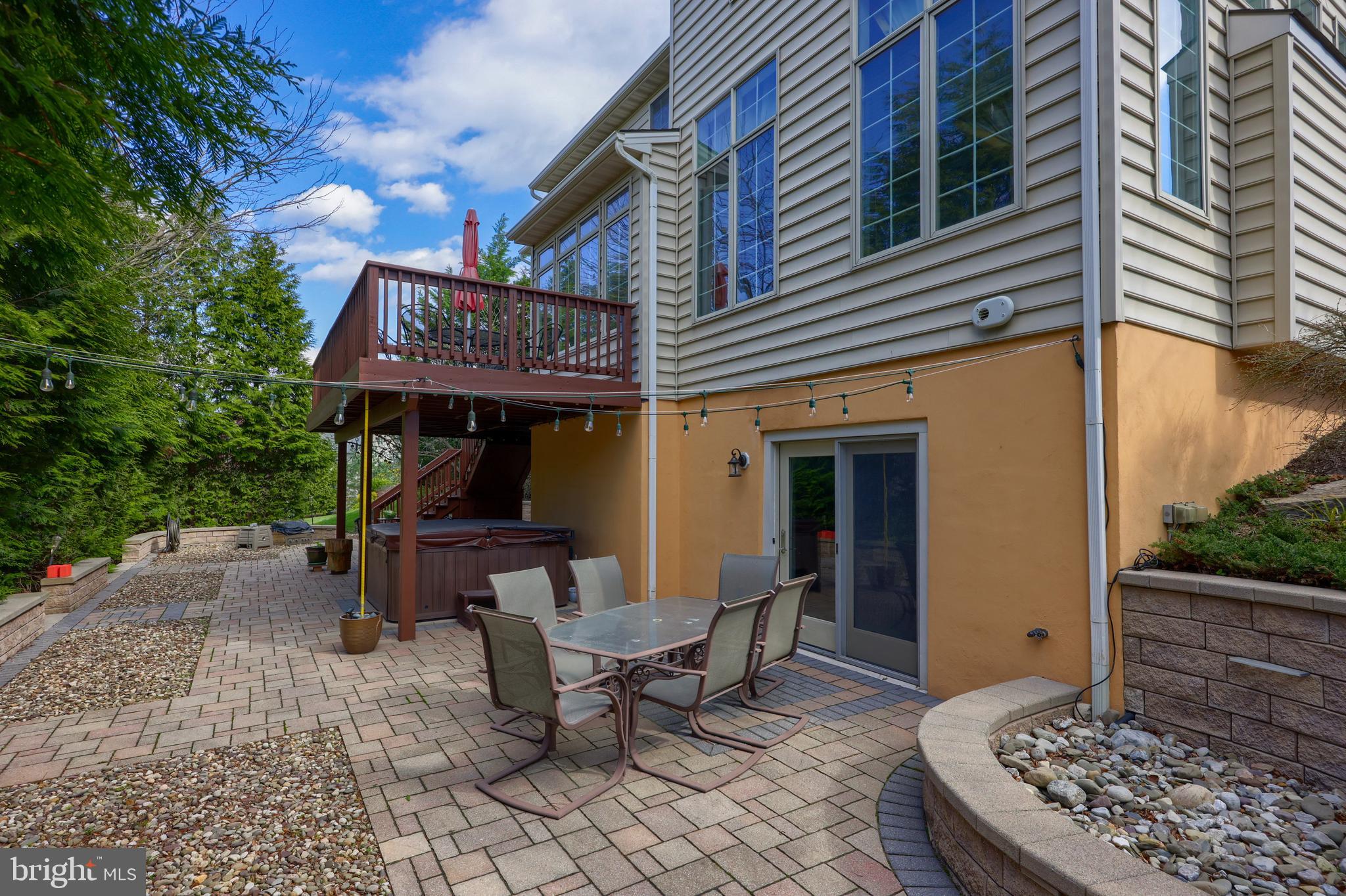 STONE CREEK - Residential