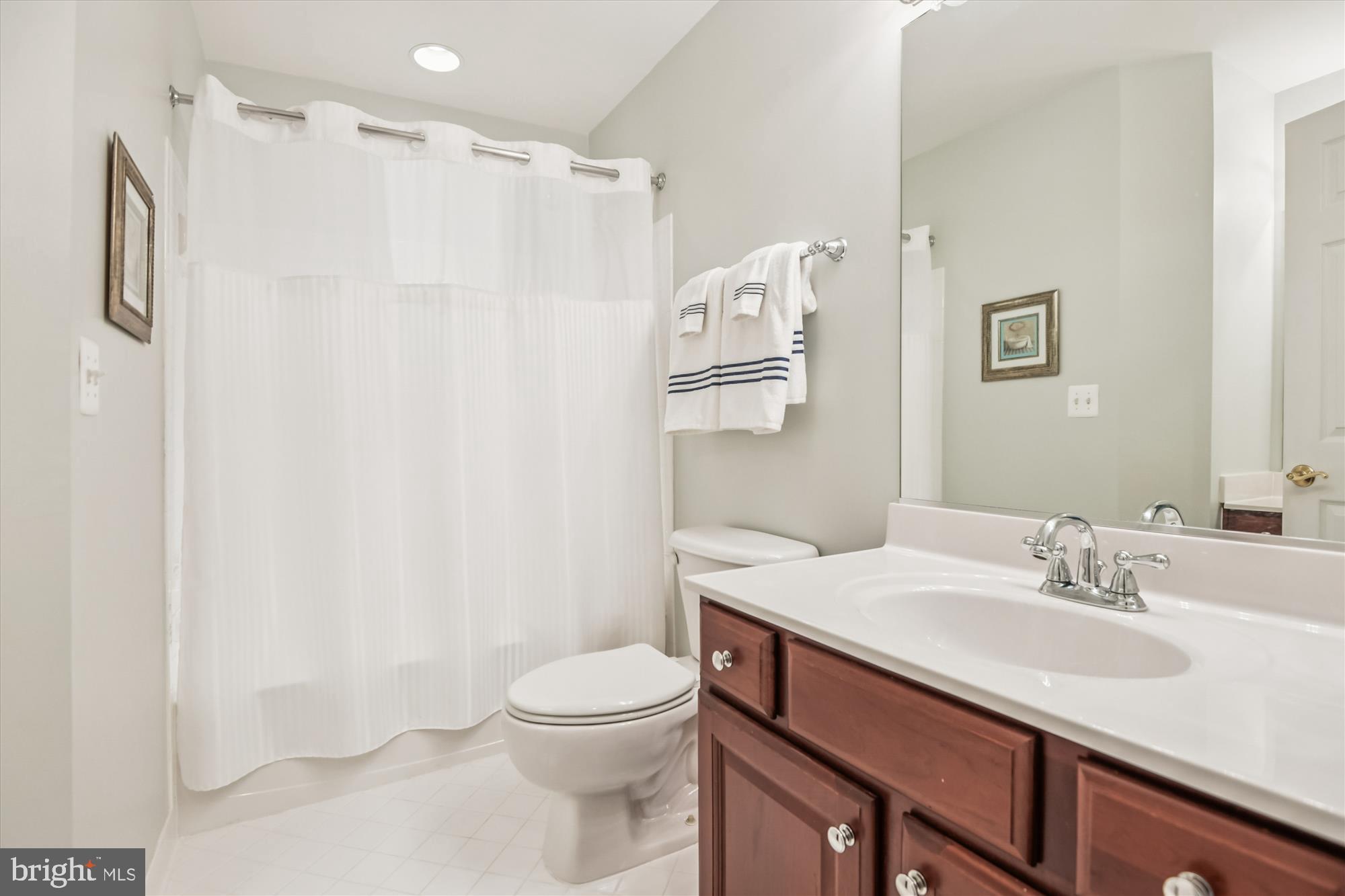 CHAPEL GROVE - Residential