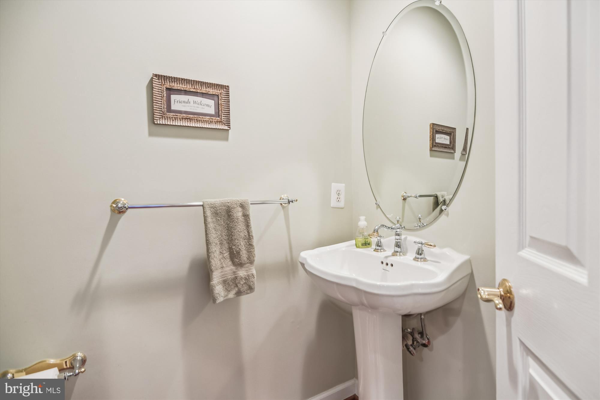 CHAPEL GROVE - Residential