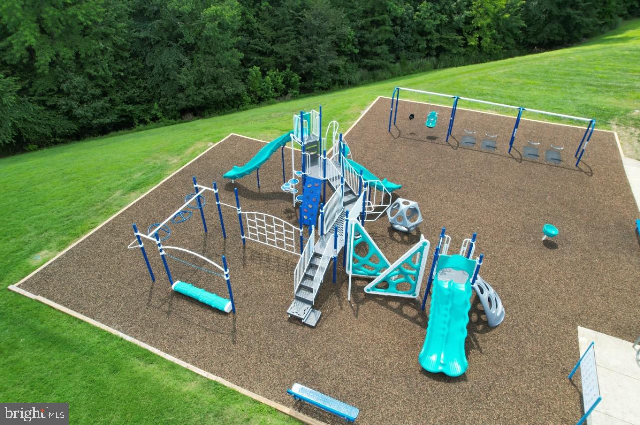 CHAPEL GROVE - Residential