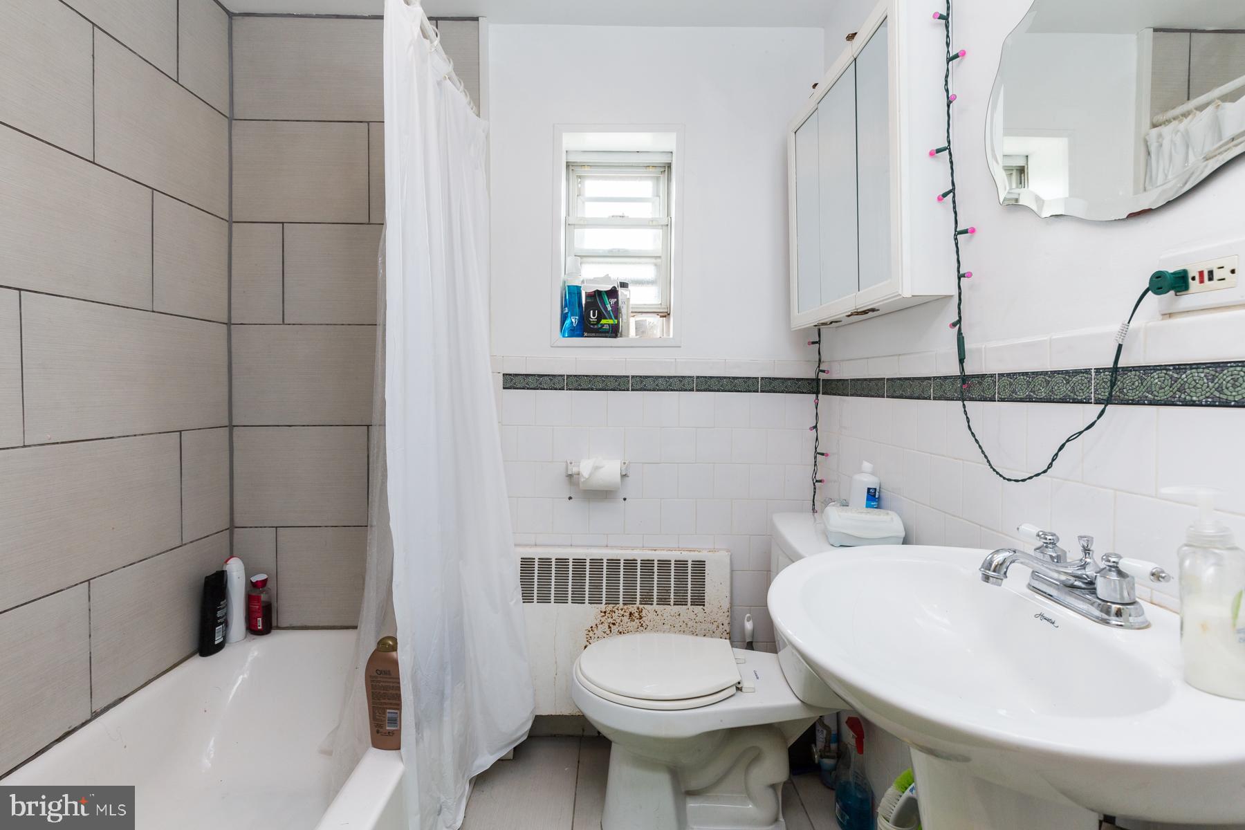 FISHTOWN - Residential Lease