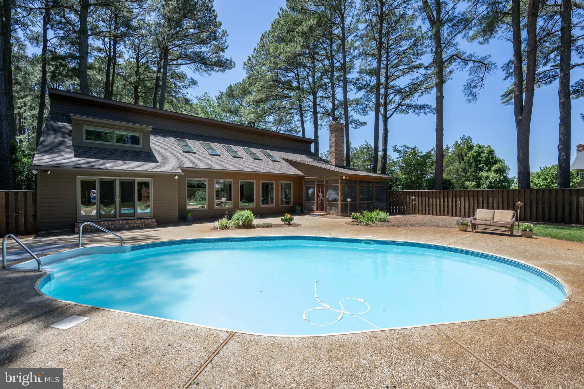 5255 SILVER RUN LANE
