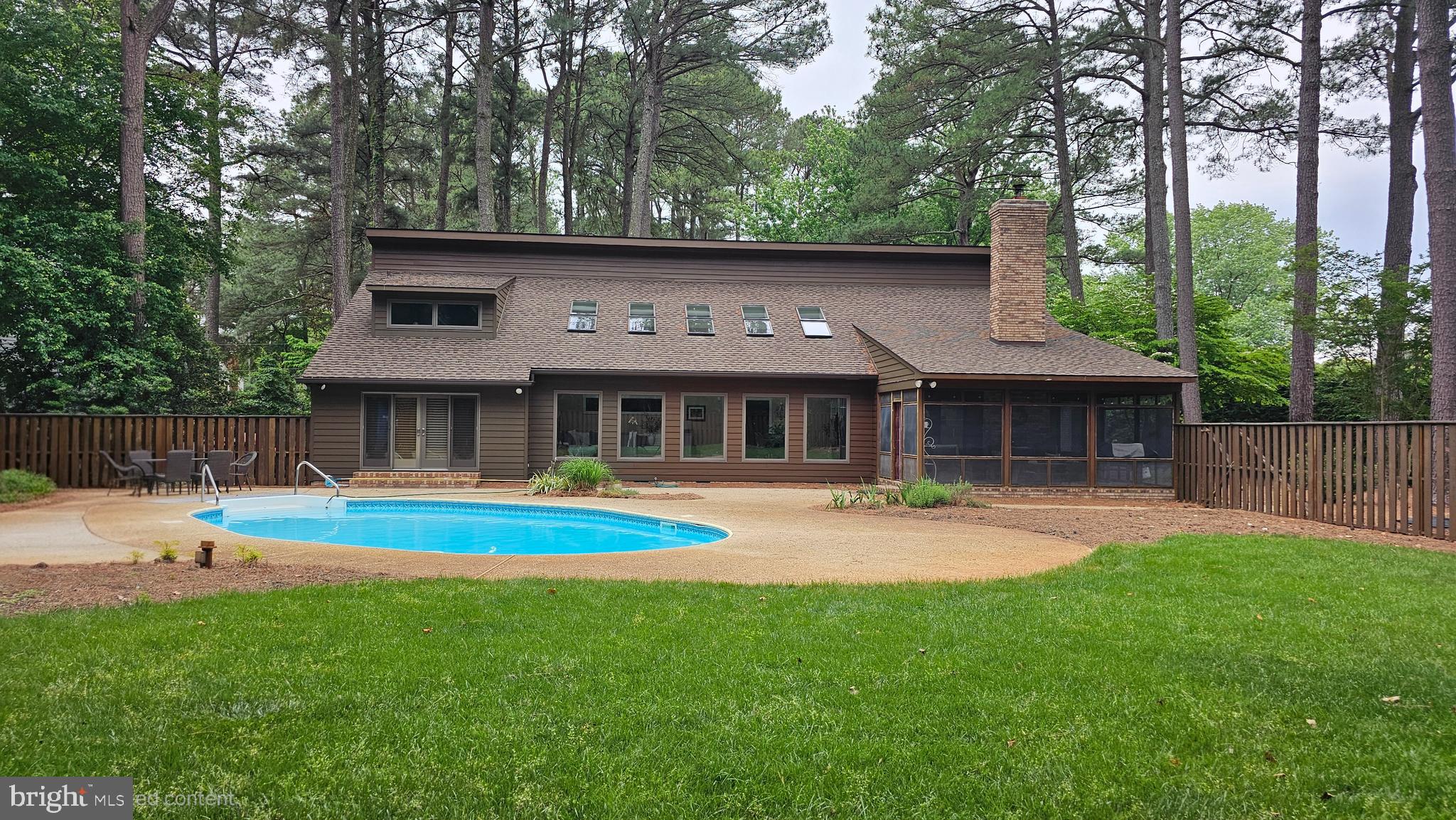 5255 SILVER RUN LANE