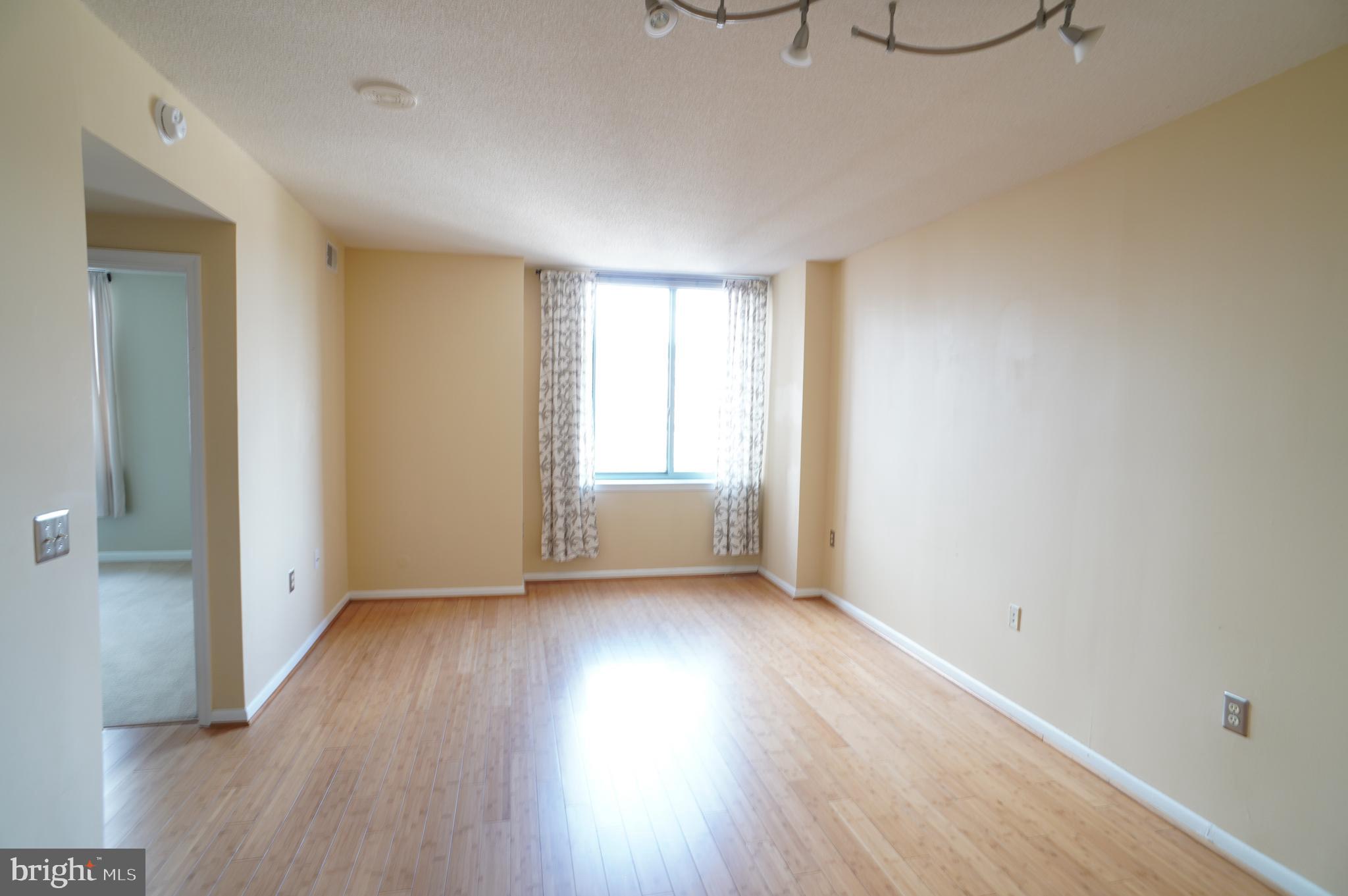 GLEBEWOOD - Residential Lease