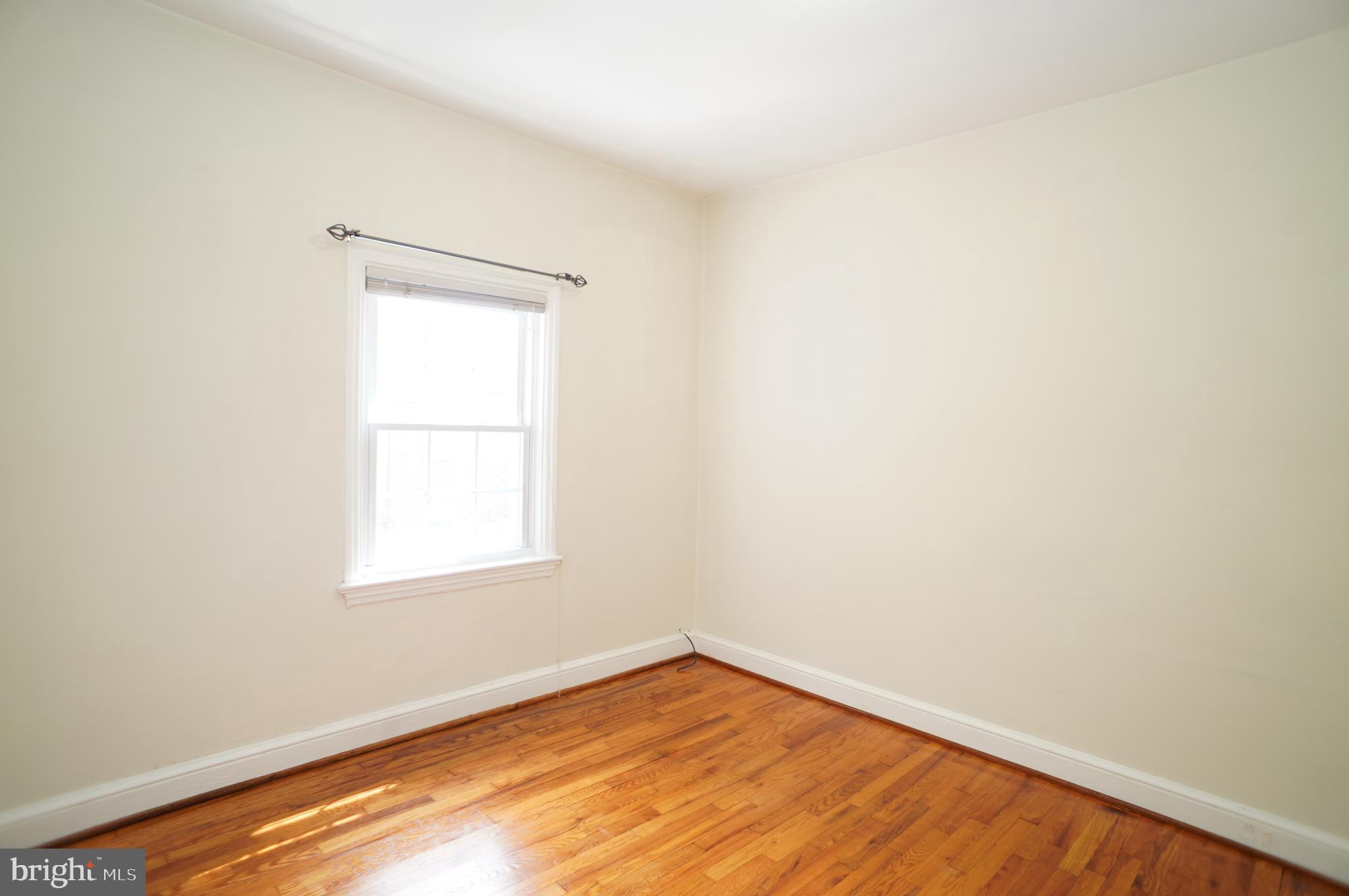 GLEBEWOOD - Residential Lease