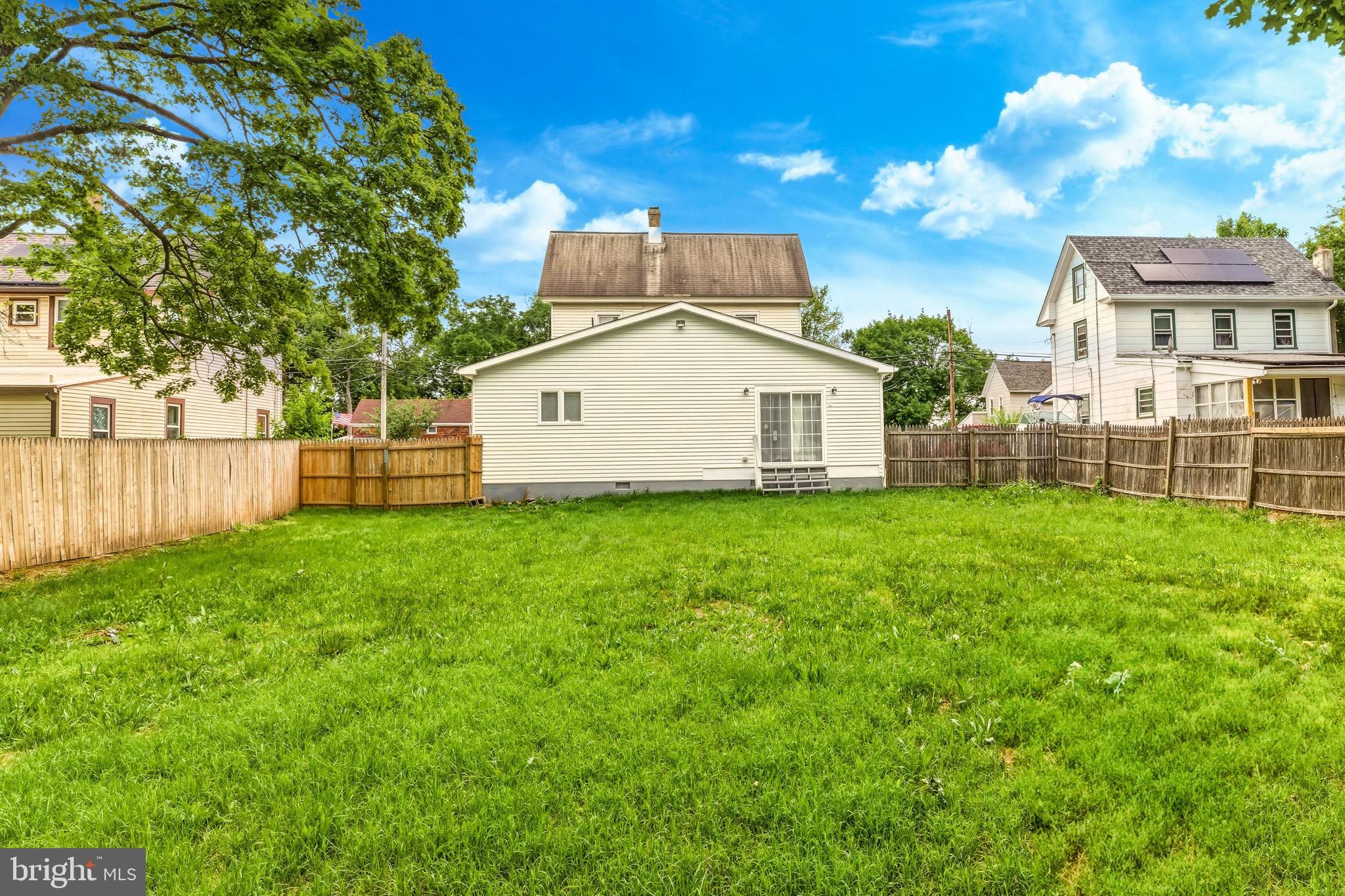 129 N NEW STREET