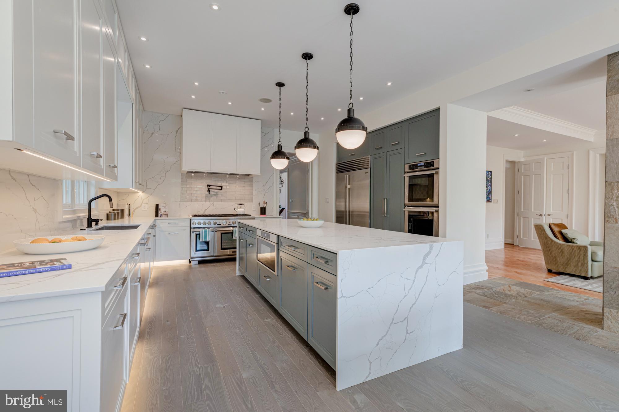 WESTMORELAND HILLS - Residential