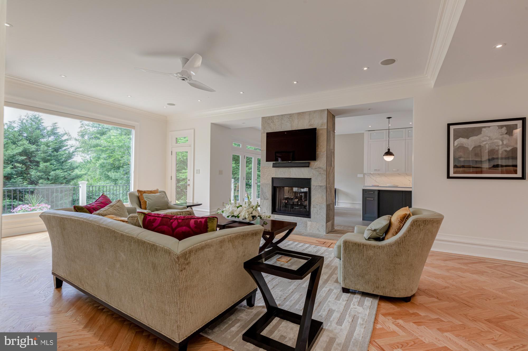 WESTMORELAND HILLS - Residential