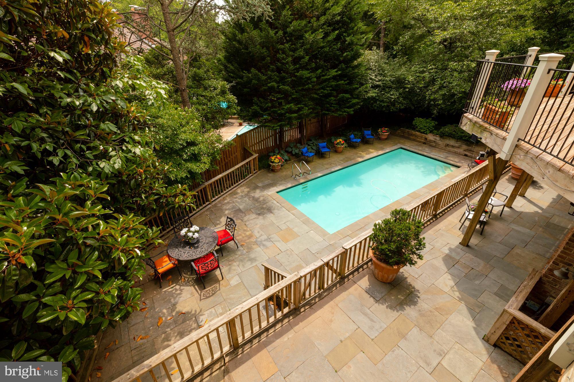 WESTMORELAND HILLS - Residential