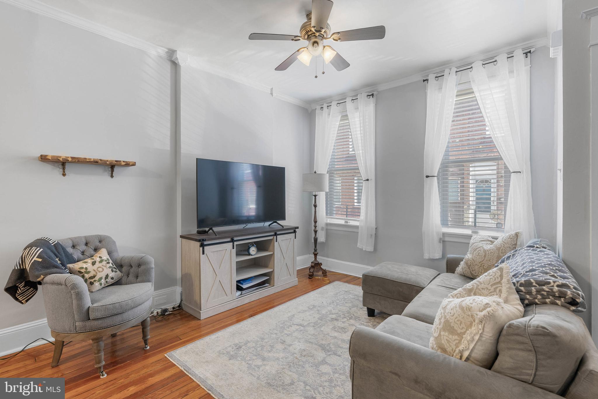 PORT RICHMOND - Residential Lease