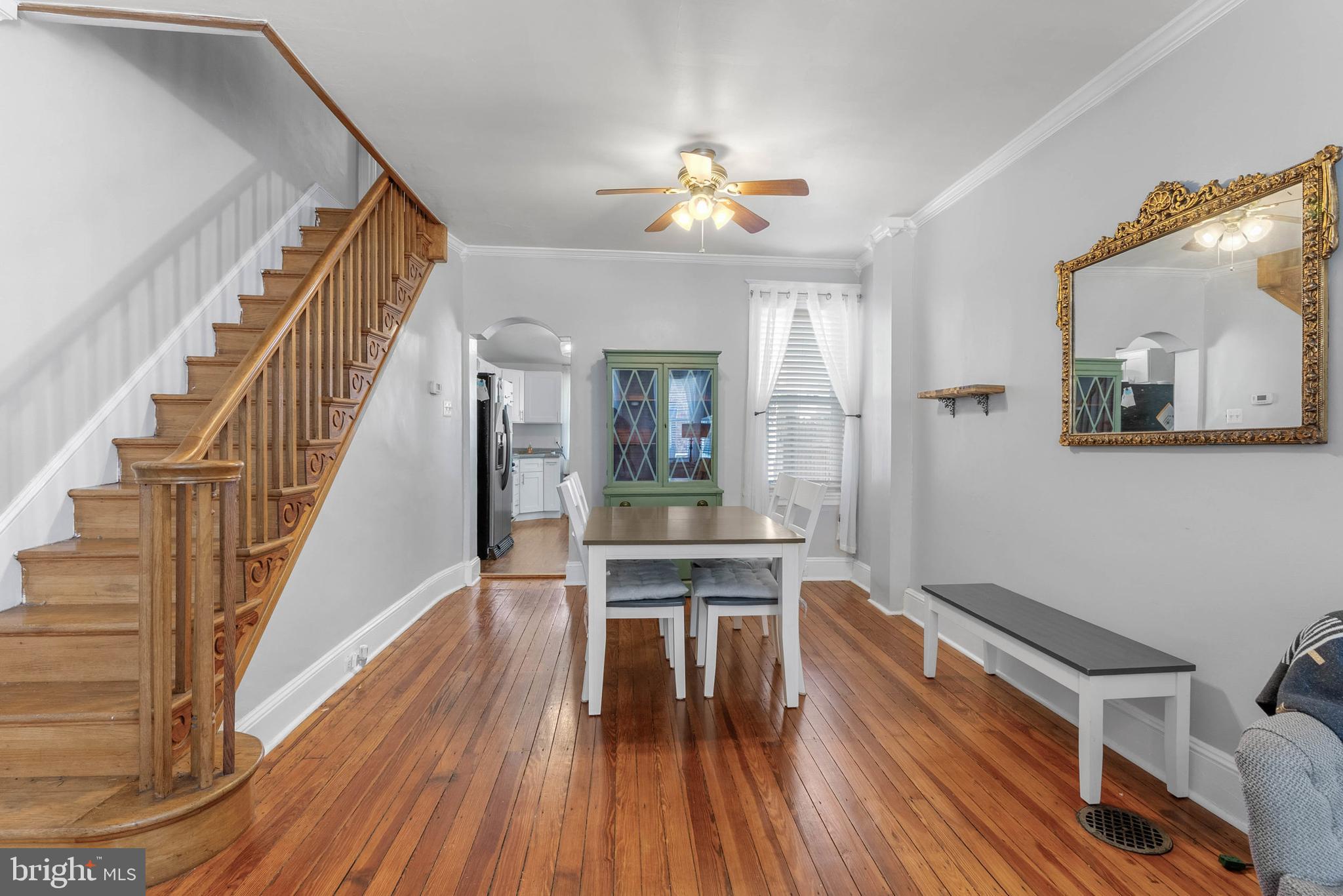 PORT RICHMOND - Residential Lease