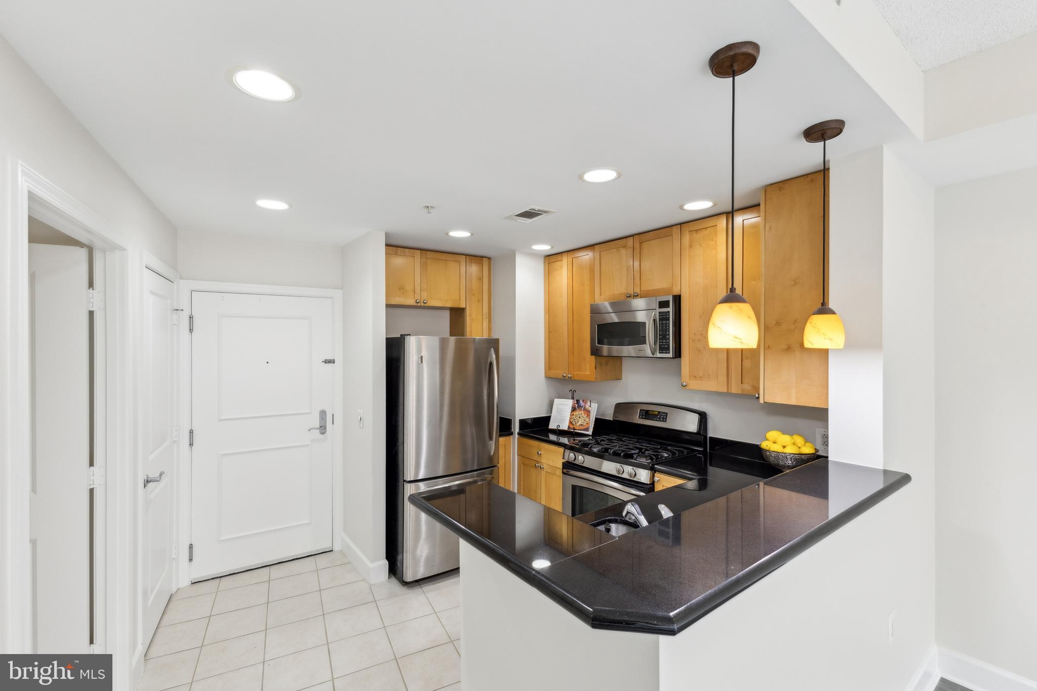 3600 S GLEBE ROAD 427W