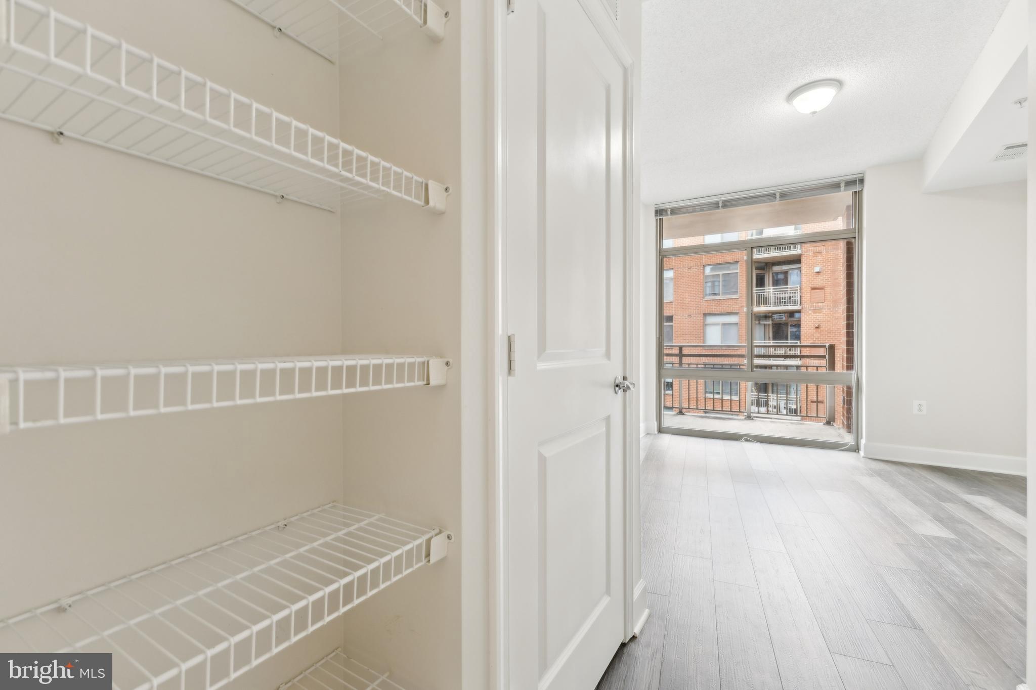 ECLIPSE ON CENTER PARK - Residential