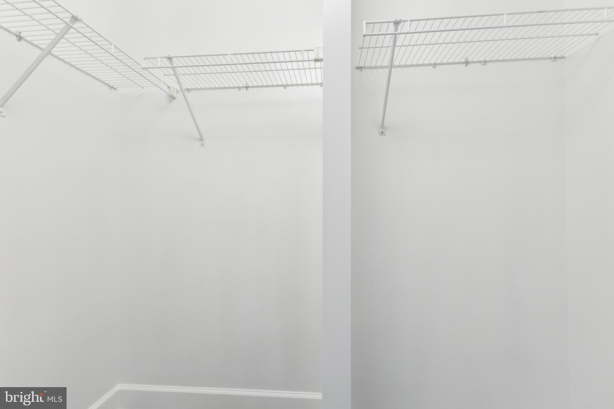 ECLIPSE ON CENTER PARK - Residential