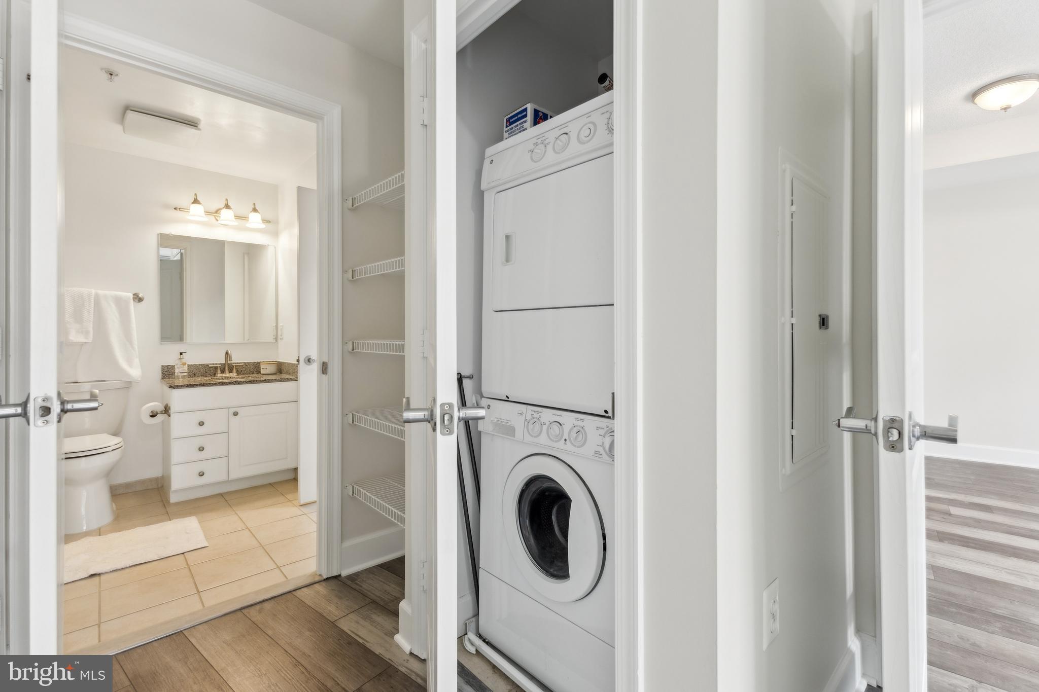 ECLIPSE ON CENTER PARK - Residential