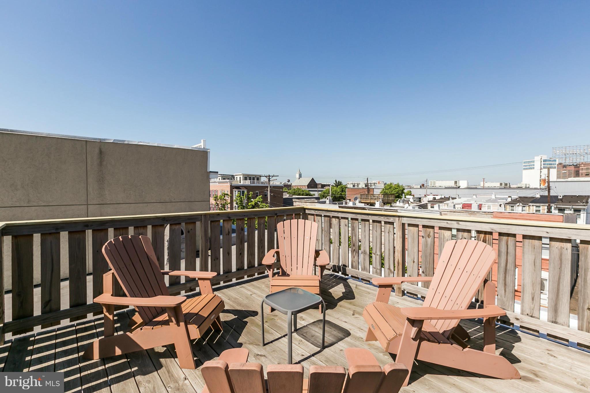 LOCUST POINT - Residential