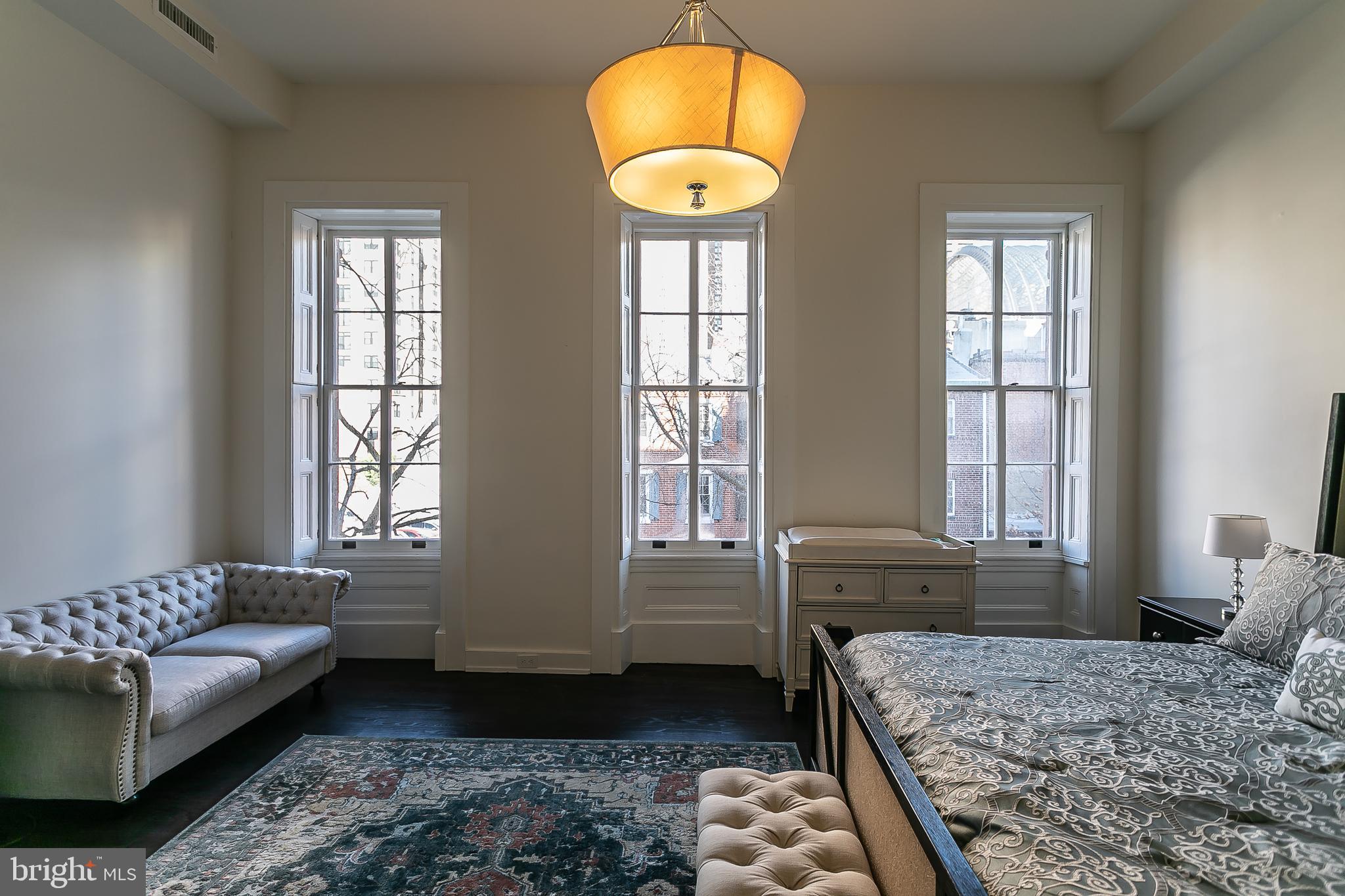 RITTENHOUSE SQUARE - Residential Lease