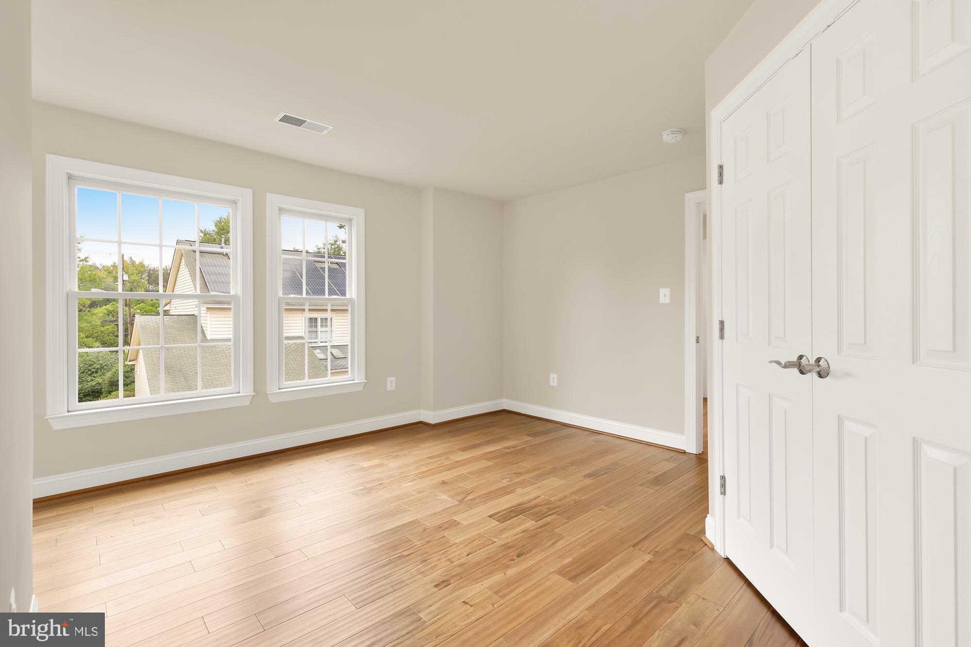 SOUTH WOODSIDE PARK - Residential