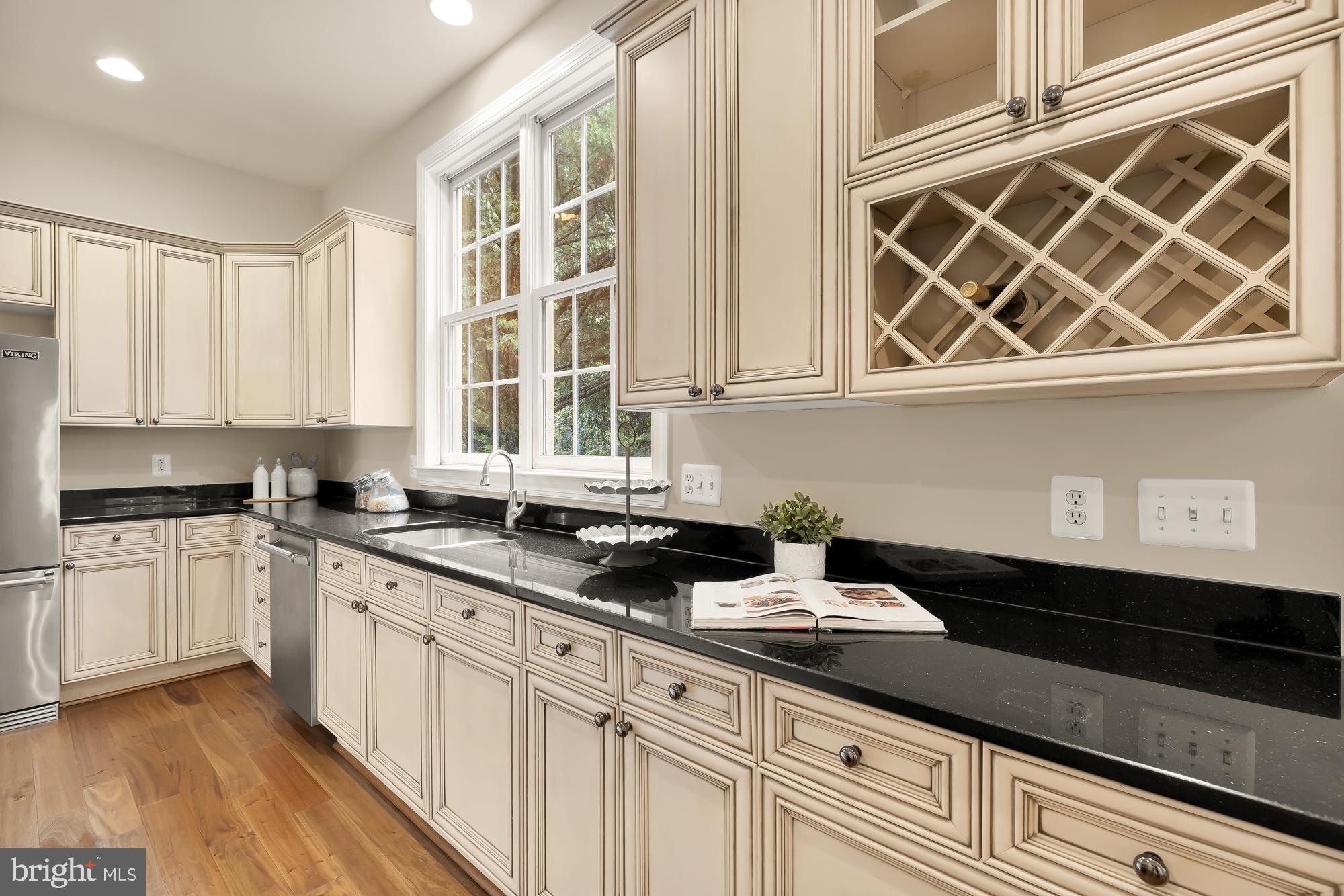 SOUTH WOODSIDE PARK - Residential