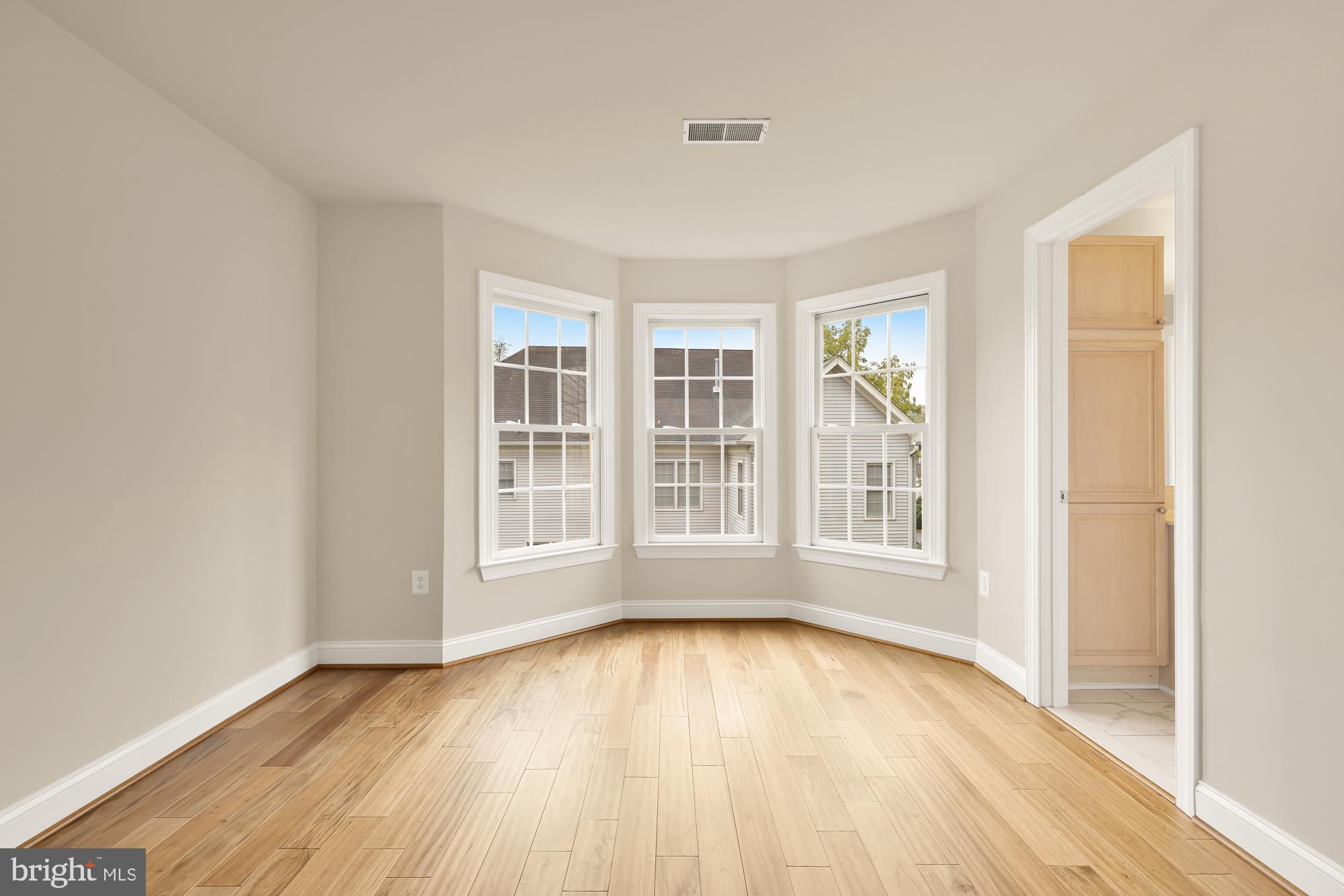 SOUTH WOODSIDE PARK - Residential