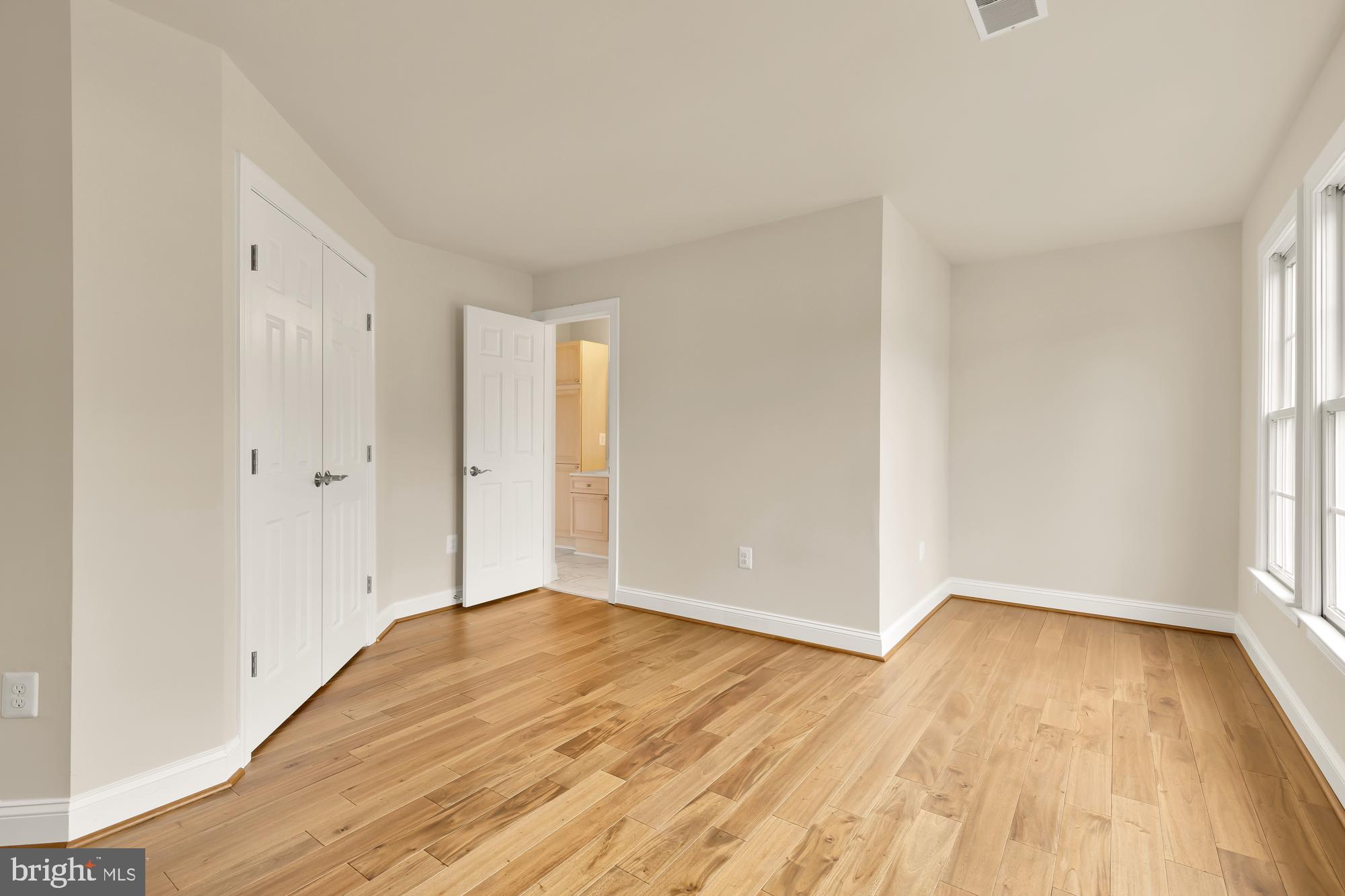 SOUTH WOODSIDE PARK - Residential