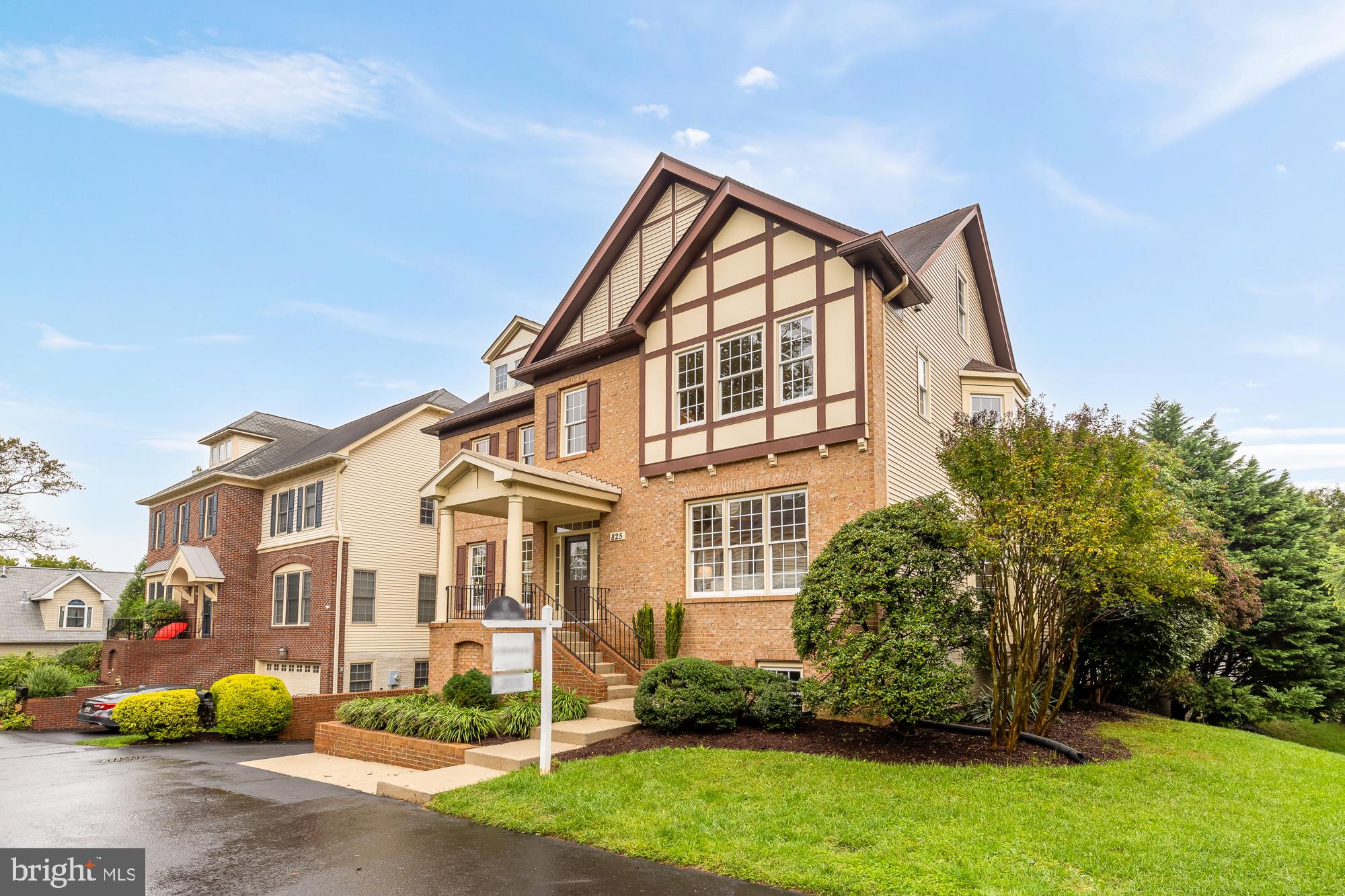 SOUTH WOODSIDE PARK - Residential